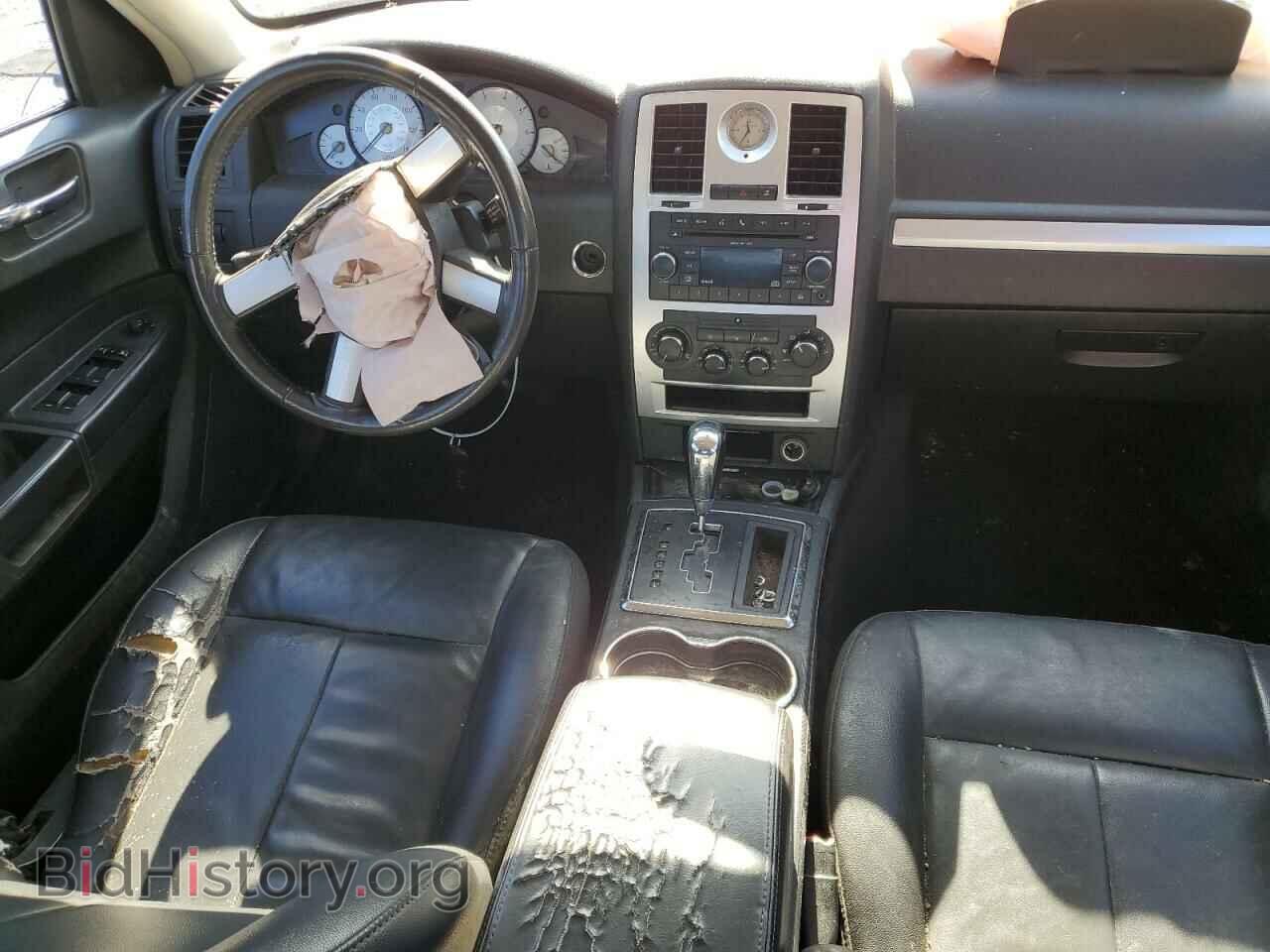 2010 CHRYSLER 300 - VIN: 2C3CA5CVXAH325349 - Фото 8