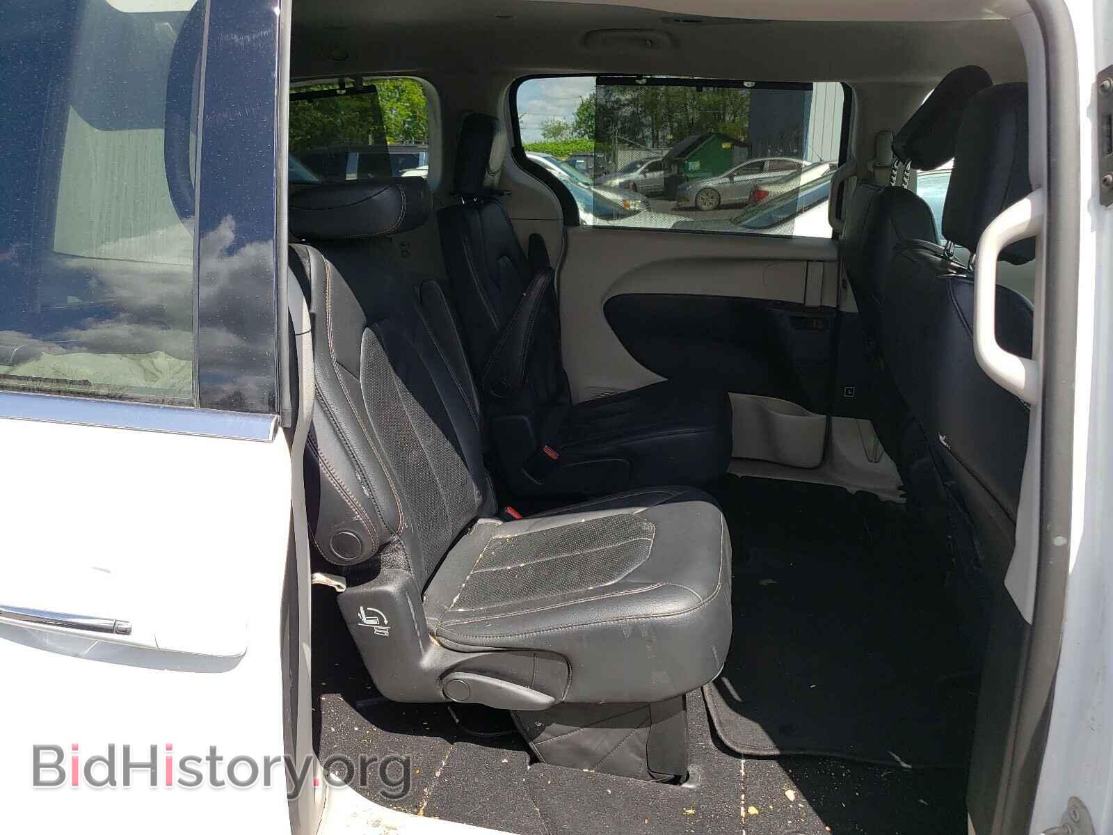 2019 CHRYSLER PACIFICA - VIN: 2C4RC1BG9KR698308 - Фото 6