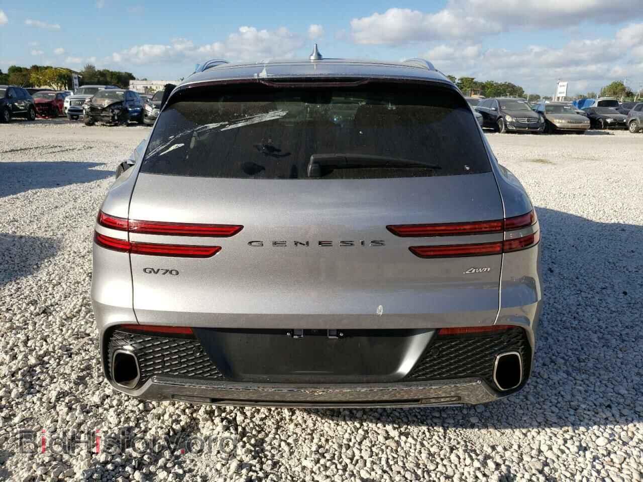 2022 GENESIS GV70 BASE - VIN: KMUMADTB8NU046871 - Фото 6