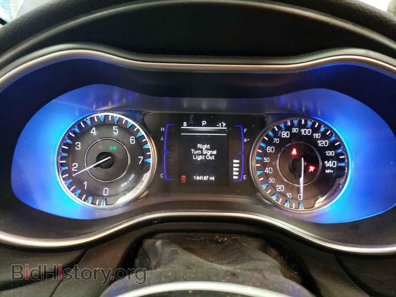 2015 CHRYSLER 200 - VIN: 1C3CCCAB0FN720114 - Фото 9