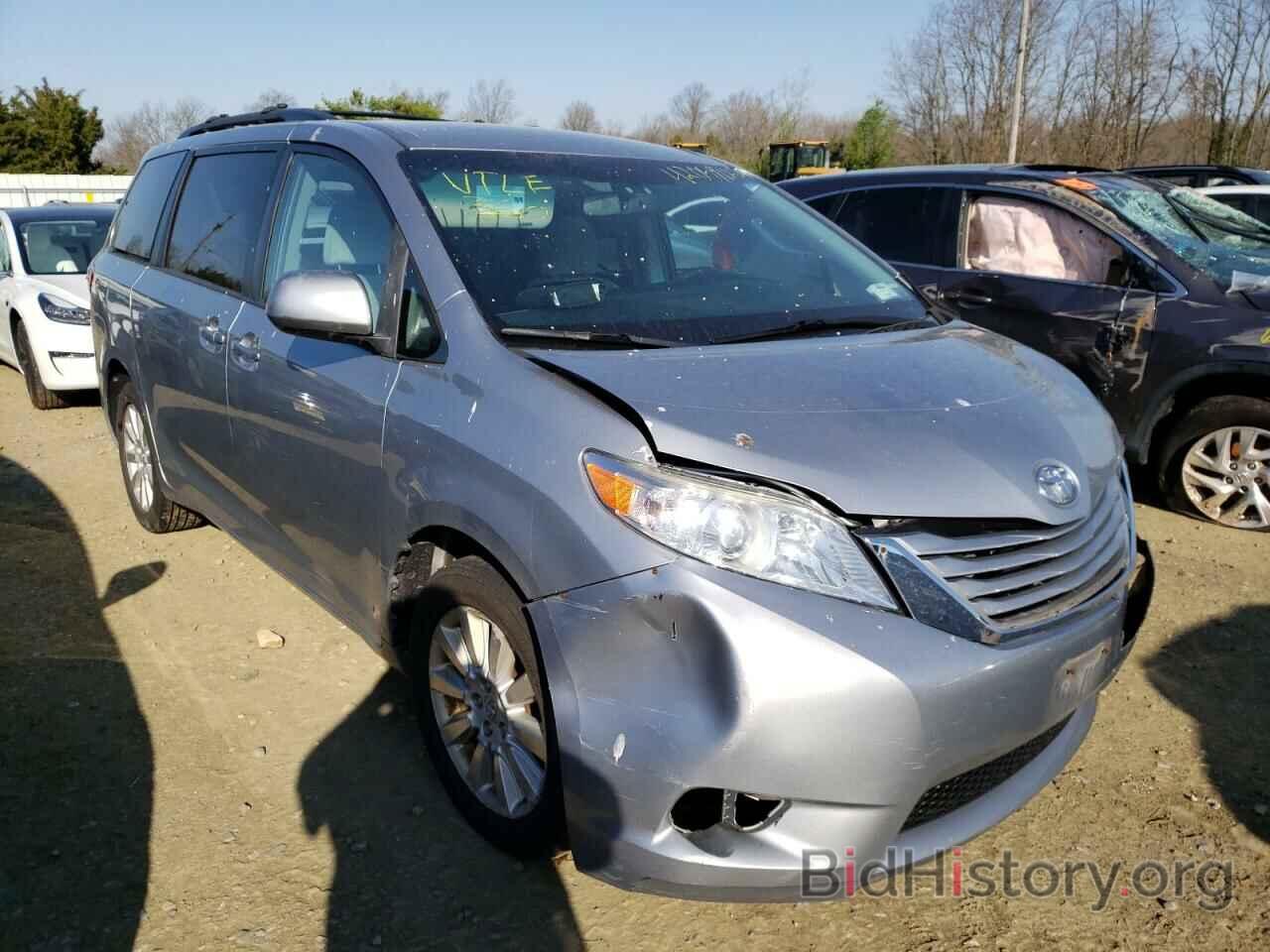 Фотография 5TDJK3DC0FS118821 - TOYOTA SIENNA 2015