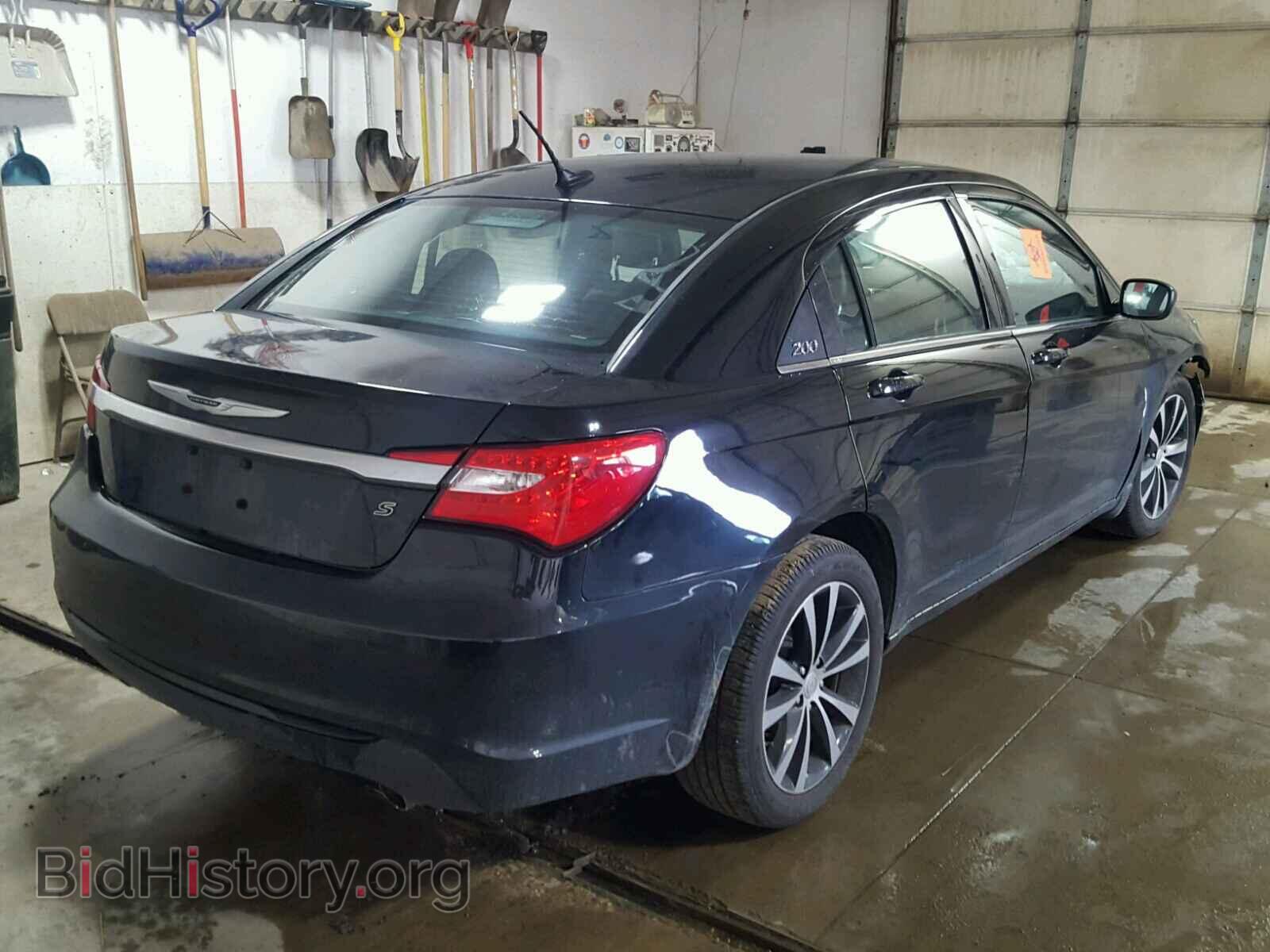 2012 CHRYSLER 200 - VIN: 1C3CCBHG2CN304332 - Фото 4