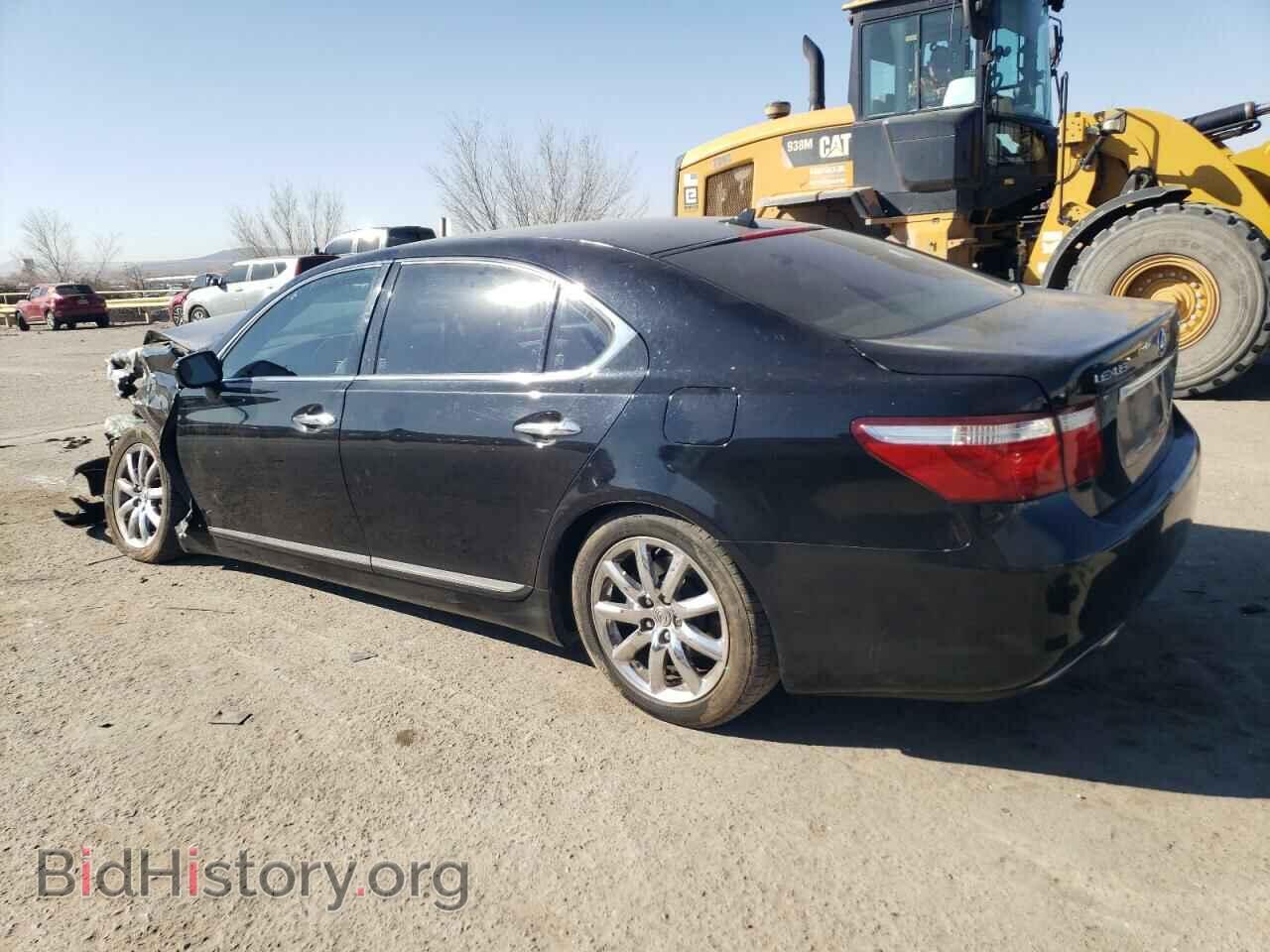 2007 LEXUS LS460 - VIN: JTHGL46FX75011432 - Photo 2