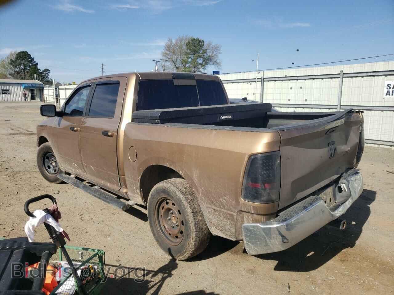 2011 DODGE RAM 1500 - VIN: 1D7RB1CP2BS612228 - Фото 2