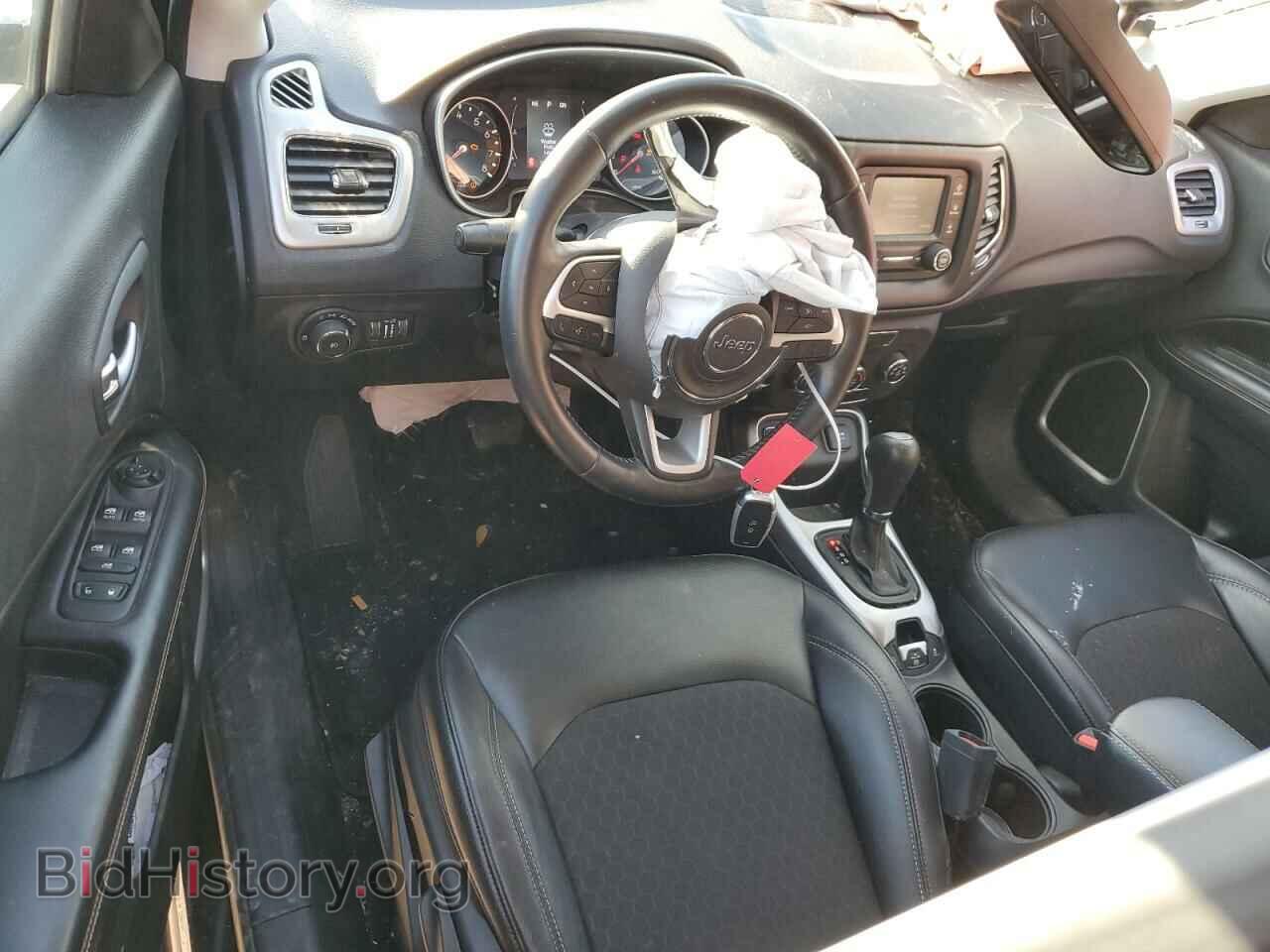 2018 JEEP COMPASS - VIN: 3C4NJCBB1JT319138 - Фото 8