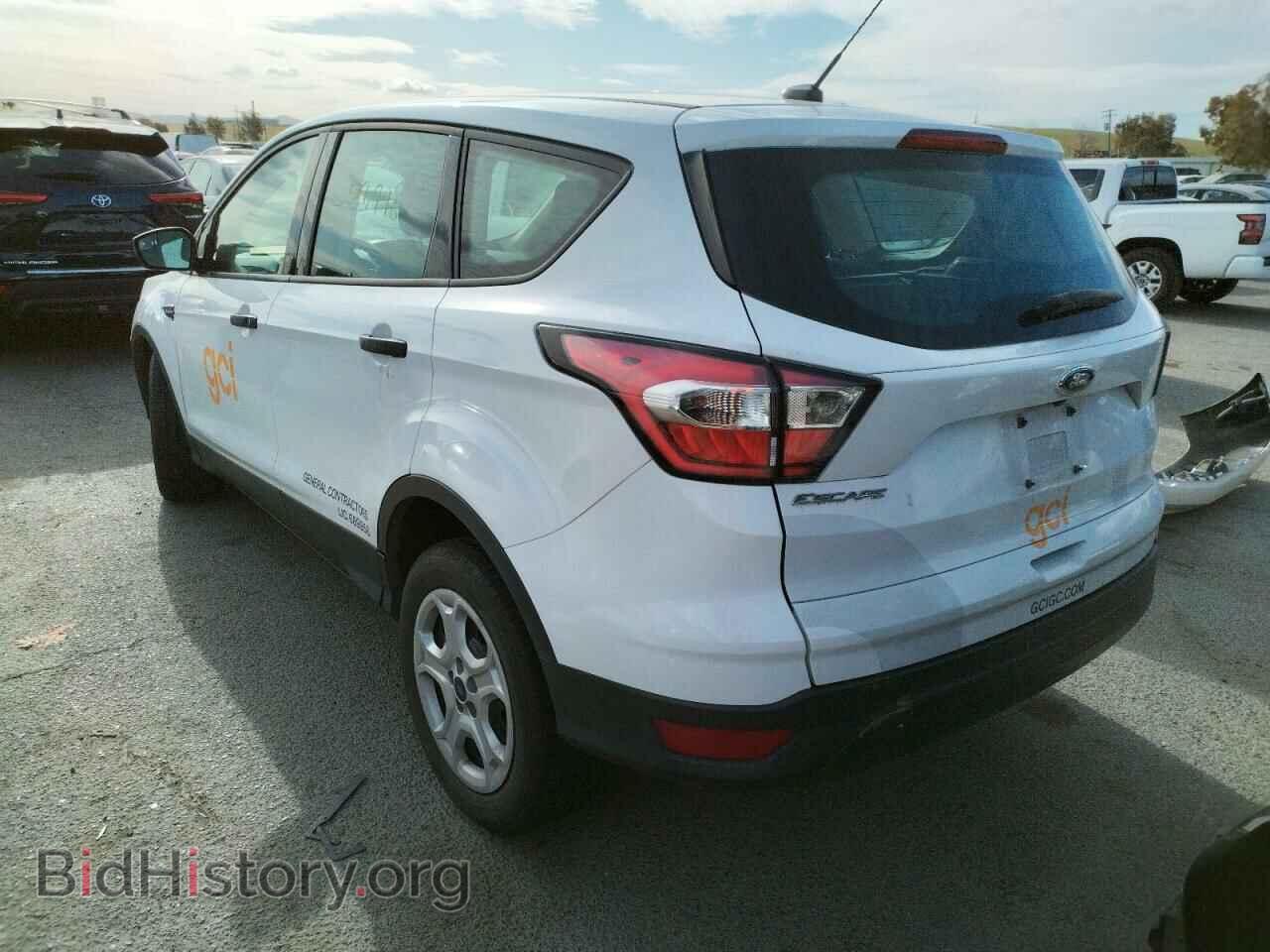 2017 FORD ESCAPE - VIN: 1FMCU0F76HUC88340 - Фото 3
