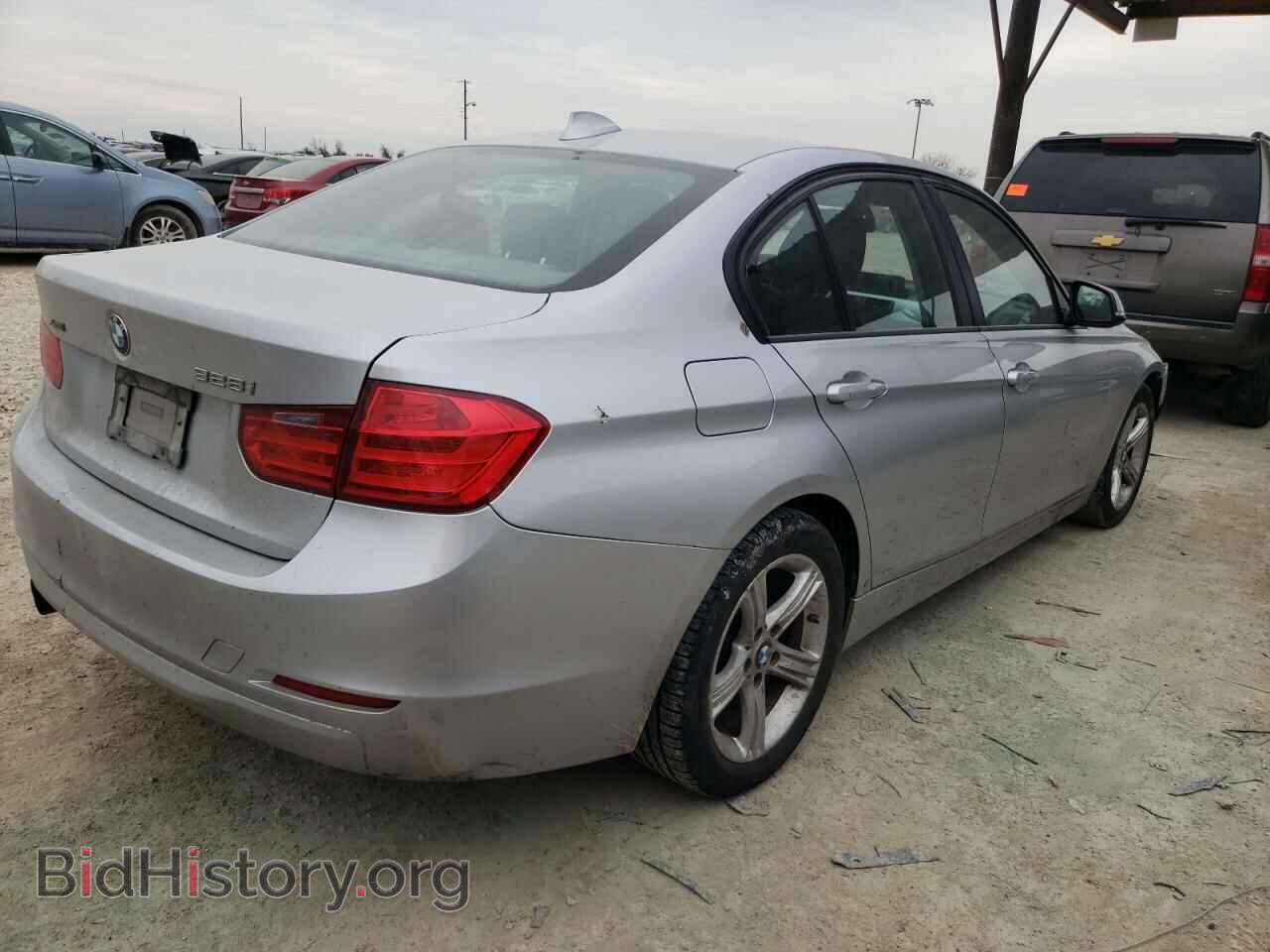 2013 BMW 3 SERIES - VIN: WBA3B5C55DF591020 - Фото 3