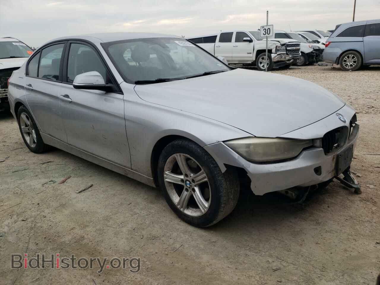 2013 BMW 3 SERIES - VIN: WBA3B5C55DF591020 - Фото 4