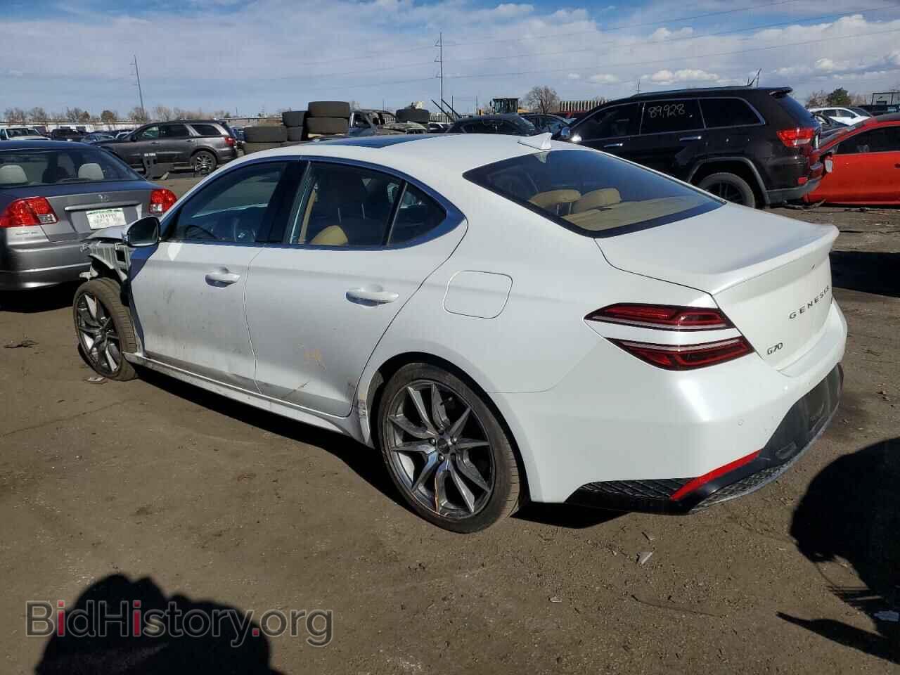 2022 GENESIS G70 BASE - VIN: KMTG34TA6NU100655 - Фото 2