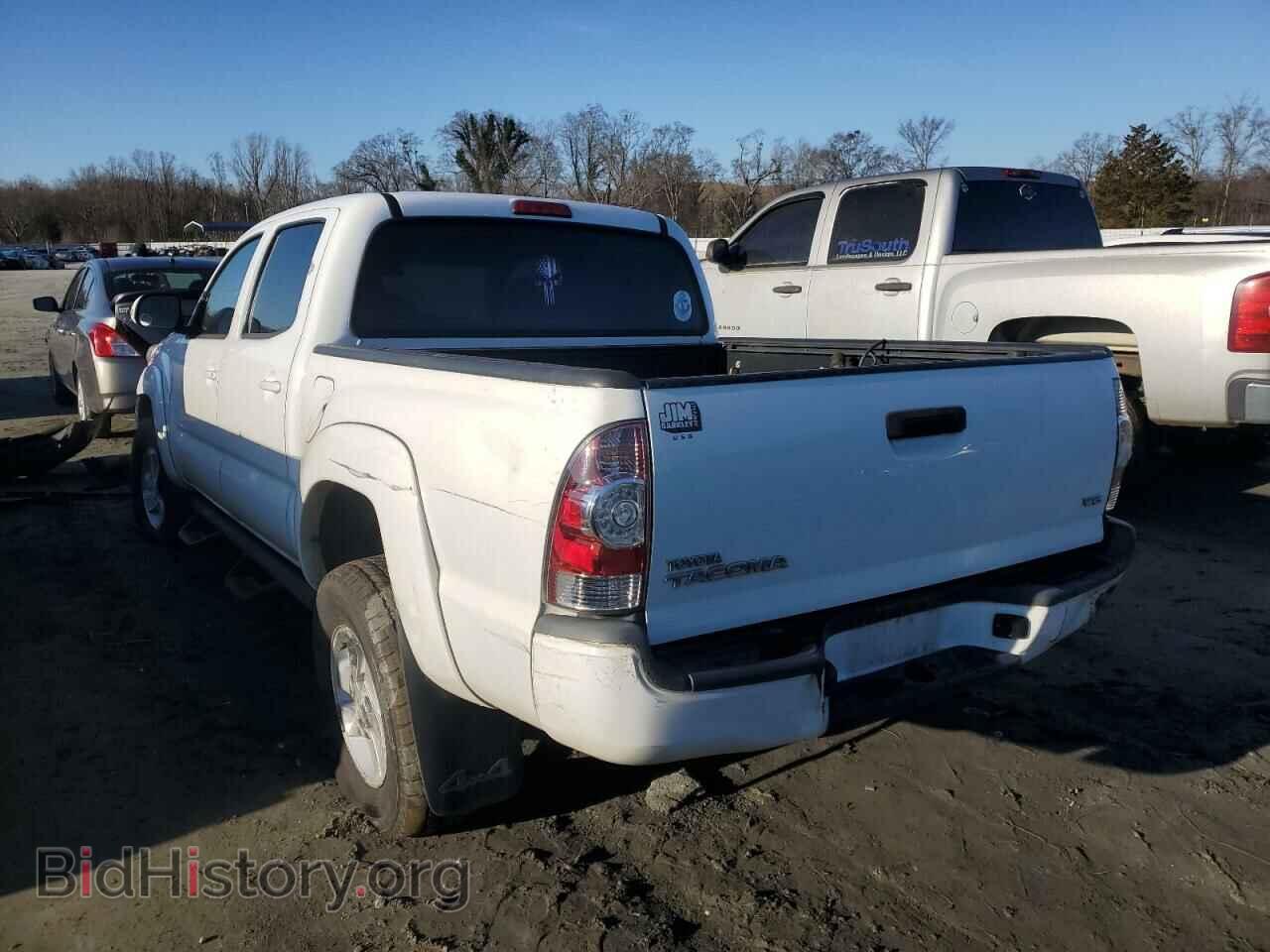 2015 TOYOTA TACOMA - VIN: 5TFLU4EN1FX123724 - Фото 2