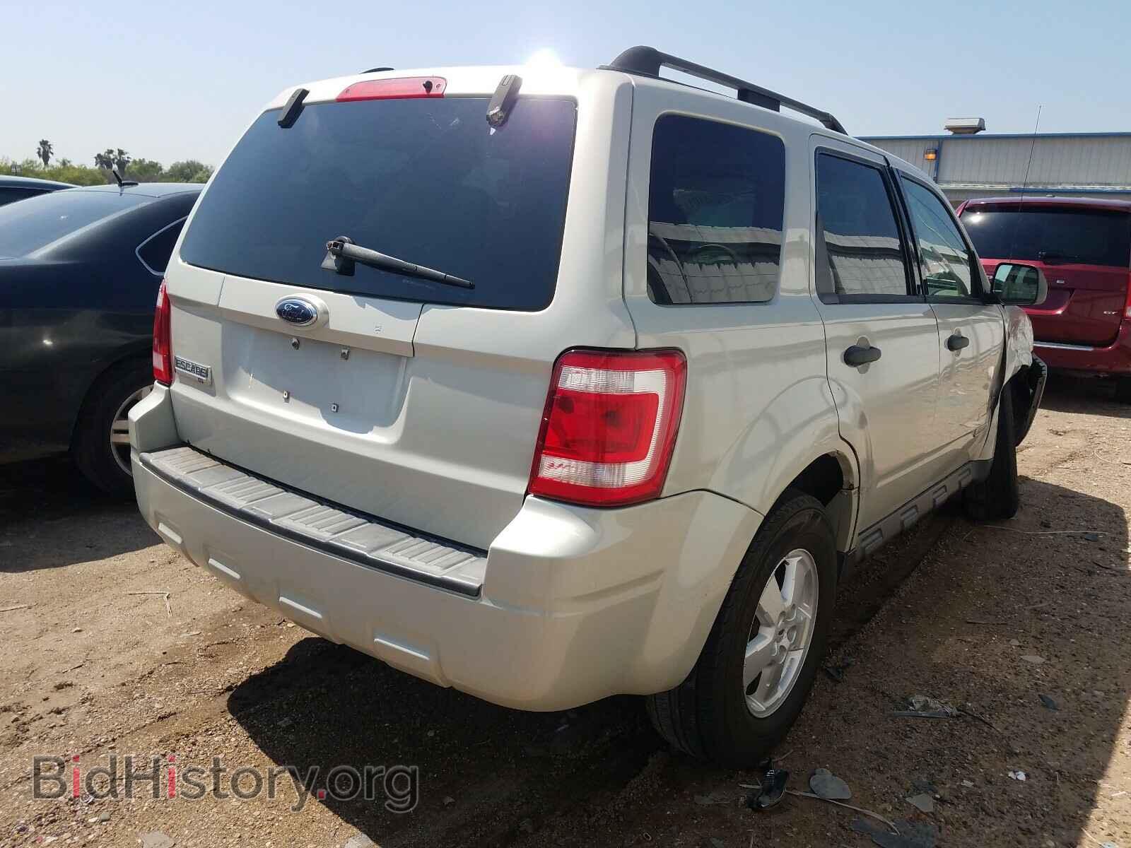 2008 FORD ESCAPE - VIN: 1FMCU03128KB77215 - Фото 4
