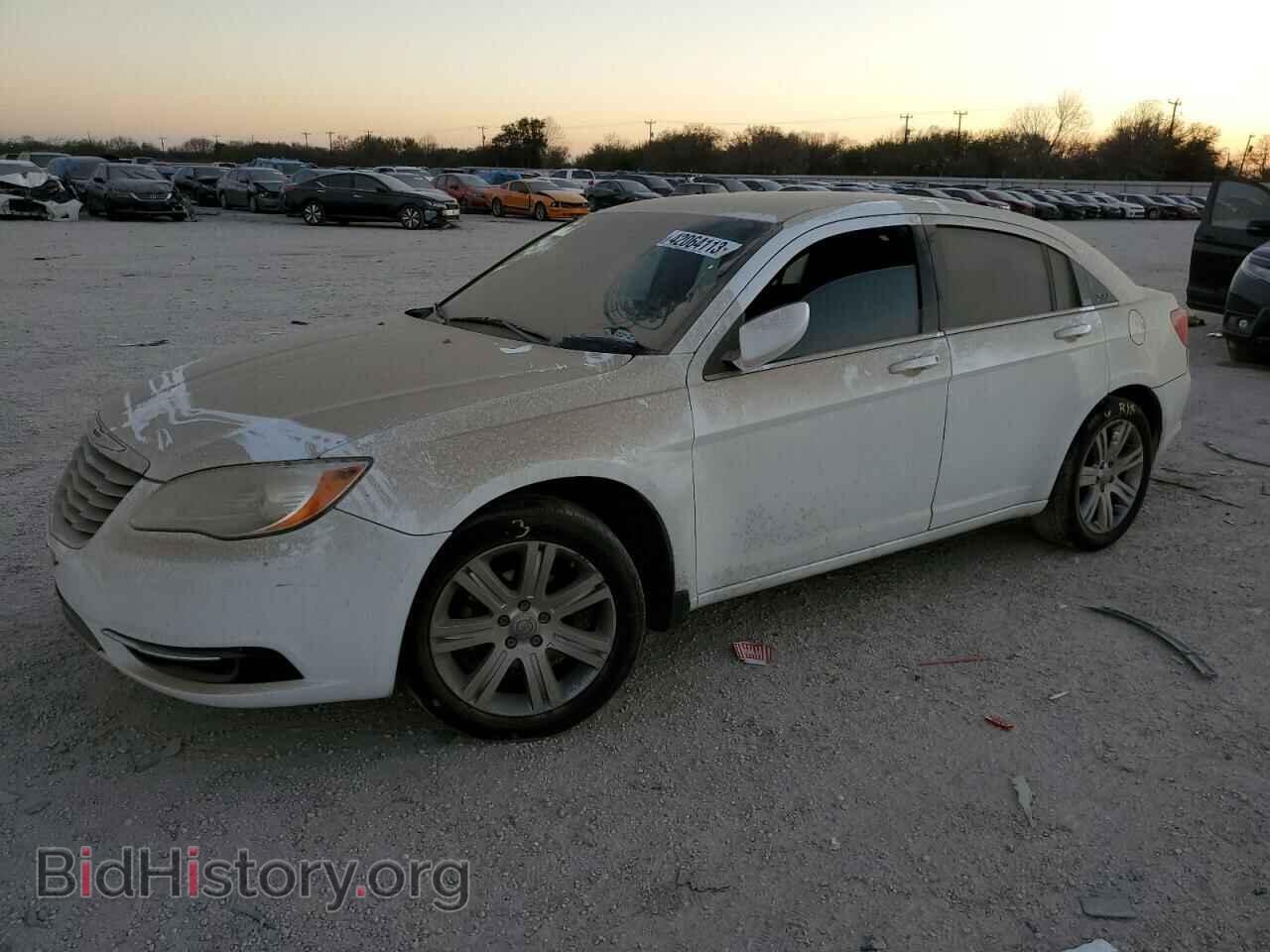Photo 1C3BC1FB1BN614595 - CHRYSLER 200 2011