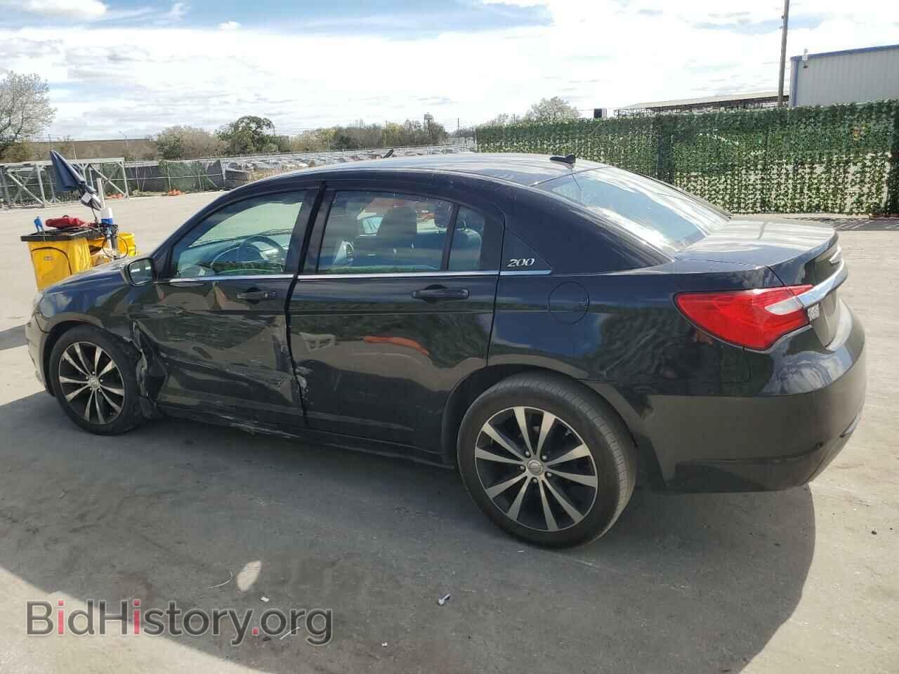 2014 CHRYSLER 200 - VIN: 1C3CCBBG9EN107220 - Фото 2