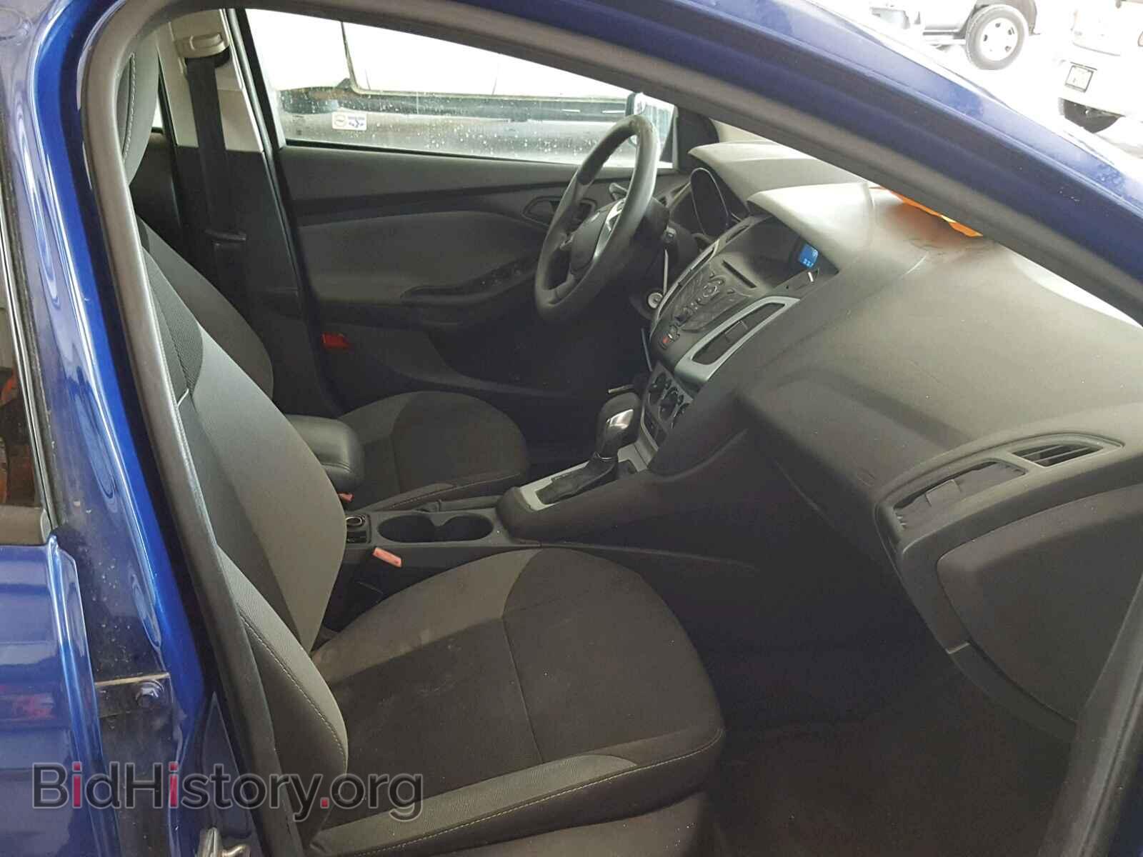 2012 Ford FOCUS (VIN 1FAHP3K20CL360179) — фото 5 из 10