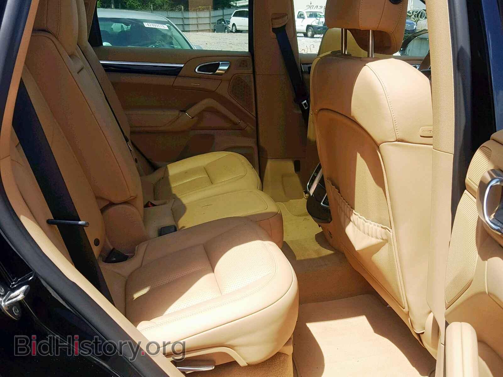 2016 PORSCHE CAYENNE - VIN: WP1AA2A20GLA11195 - Фото 6