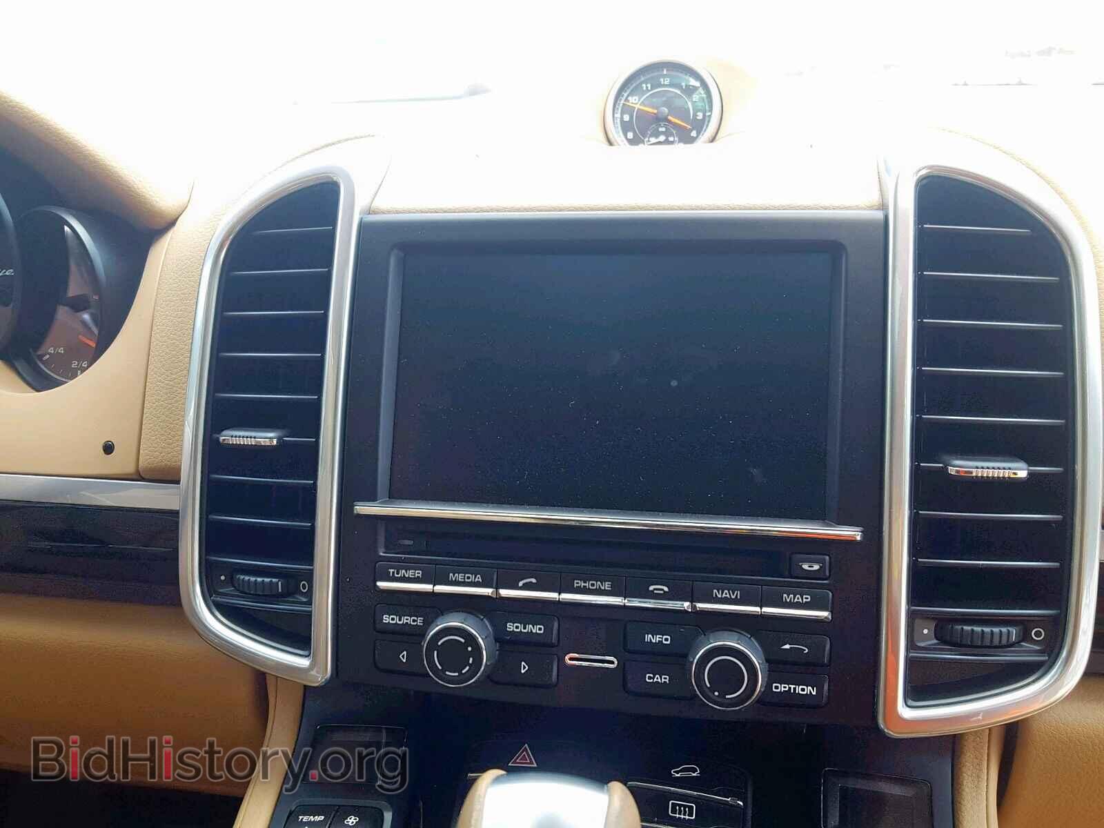 2016 PORSCHE CAYENNE - VIN: WP1AA2A20GLA11195 - Фото 9
