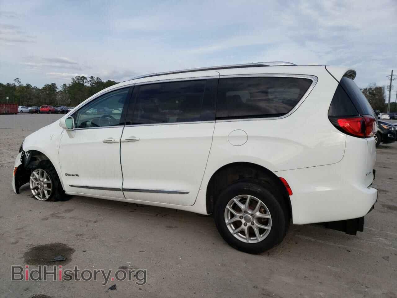 2020 CHRYSLER PACIFICA - VIN: 2C4RC1BGXLR125645 - Фото 2