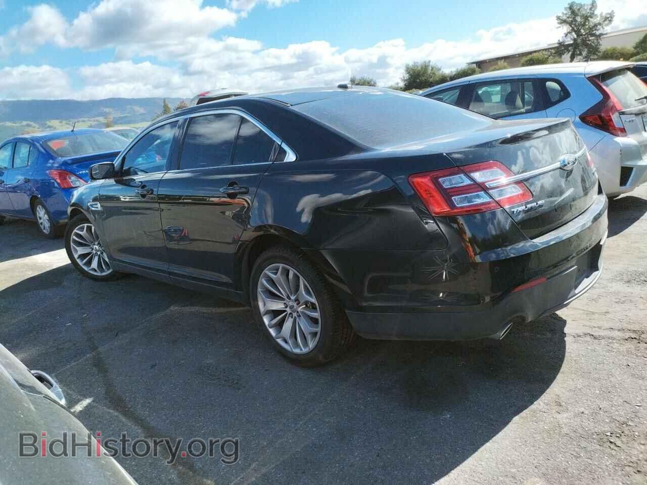 2013 FORD TAURUS - VIN: 1FAHP2F88DG138282 - Фото 2
