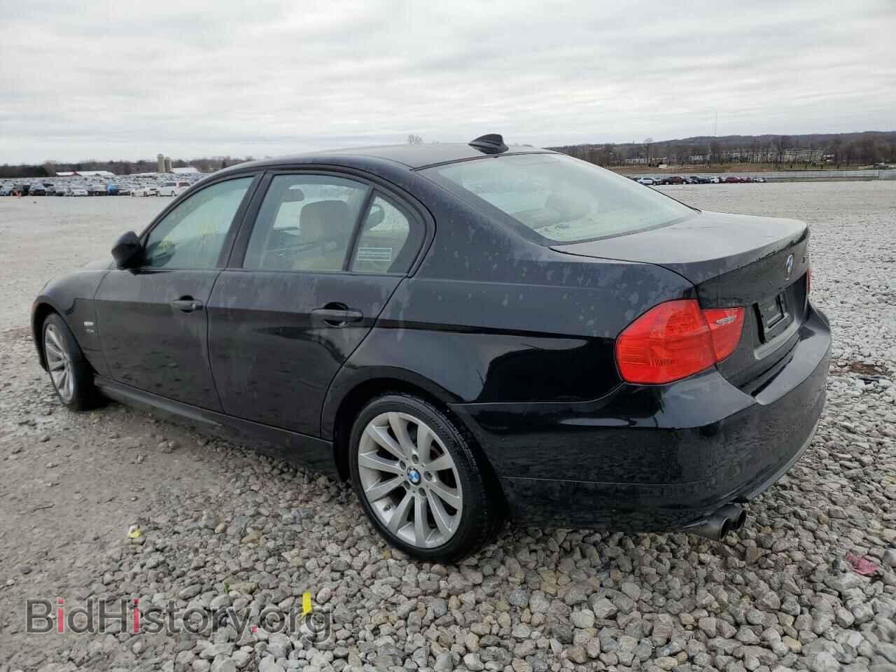 2011 BMW 3 SERIES - VIN: WBAPK7C59BF195571 - Фото 2