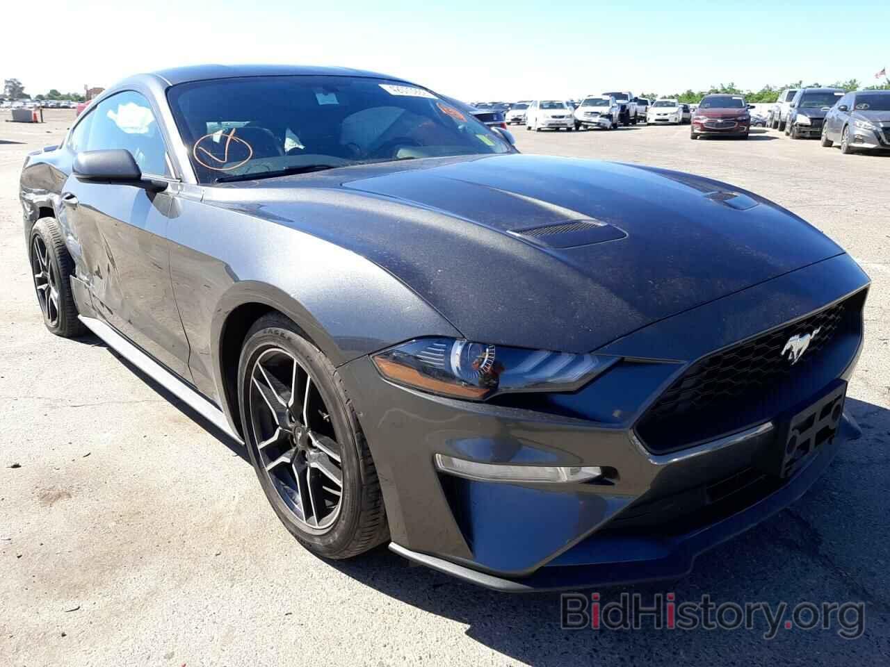 Photo 1FA6P8TH7L5134832 - FORD MUSTANG 2020