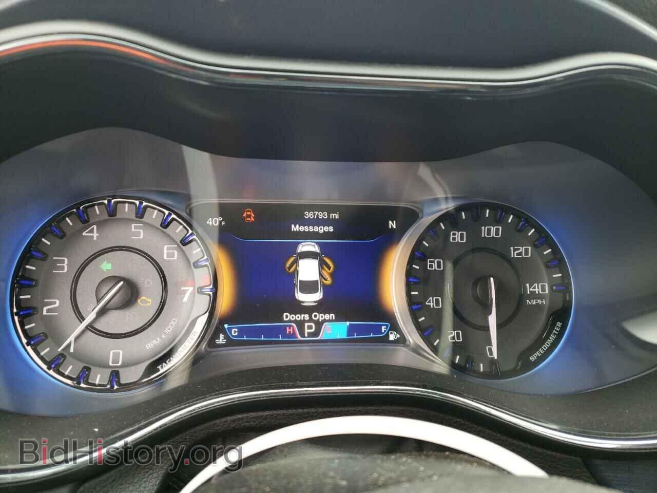 2015 CHRYSLER 200 - VIN: 1C3CCCBG0FN581063 - Фото 9