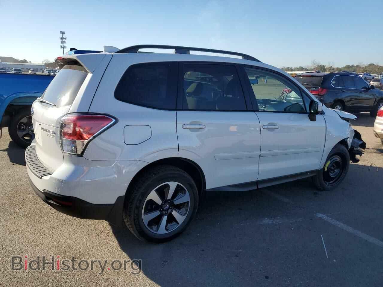 2017 SUBARU FORESTER - VIN: JF2SJADC0HH516521 - Фото 3