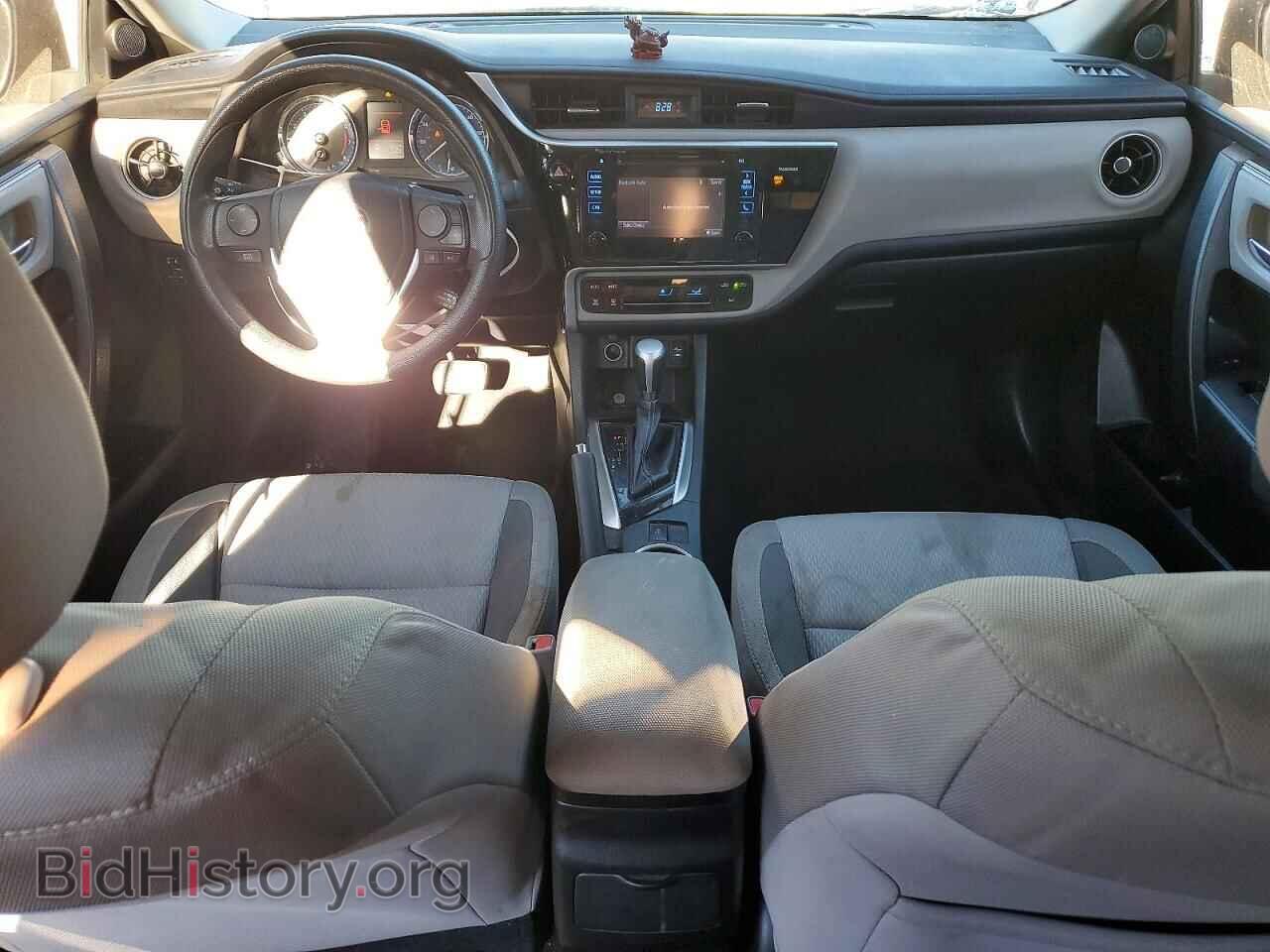 2017 TOYOTA COROLLA - VIN: 5YFBURHE2HP682835 - Фото 8