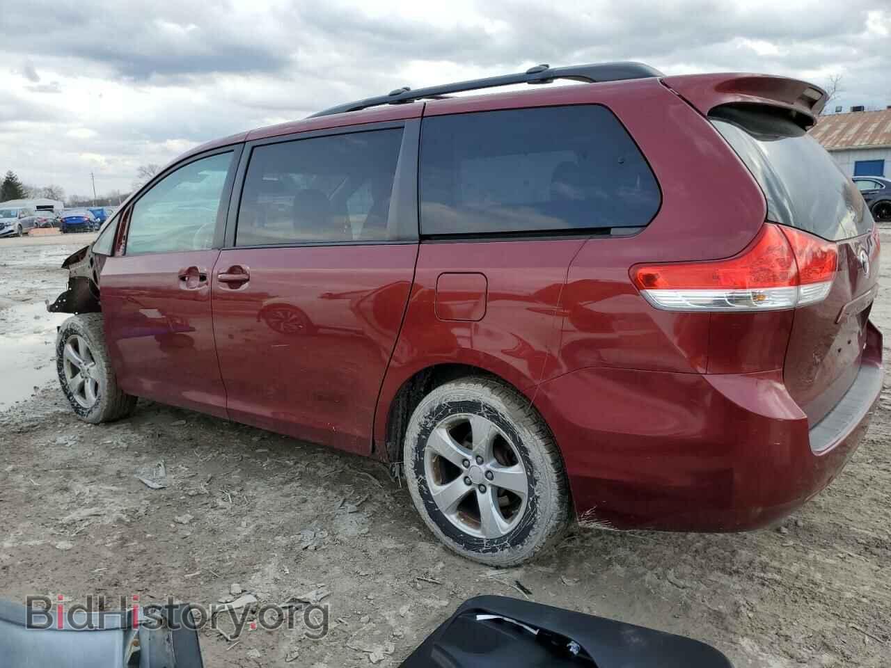 2012 TOYOTA SIENNA - VIN: 5TDKK3DC9CS248564 - Фото 2