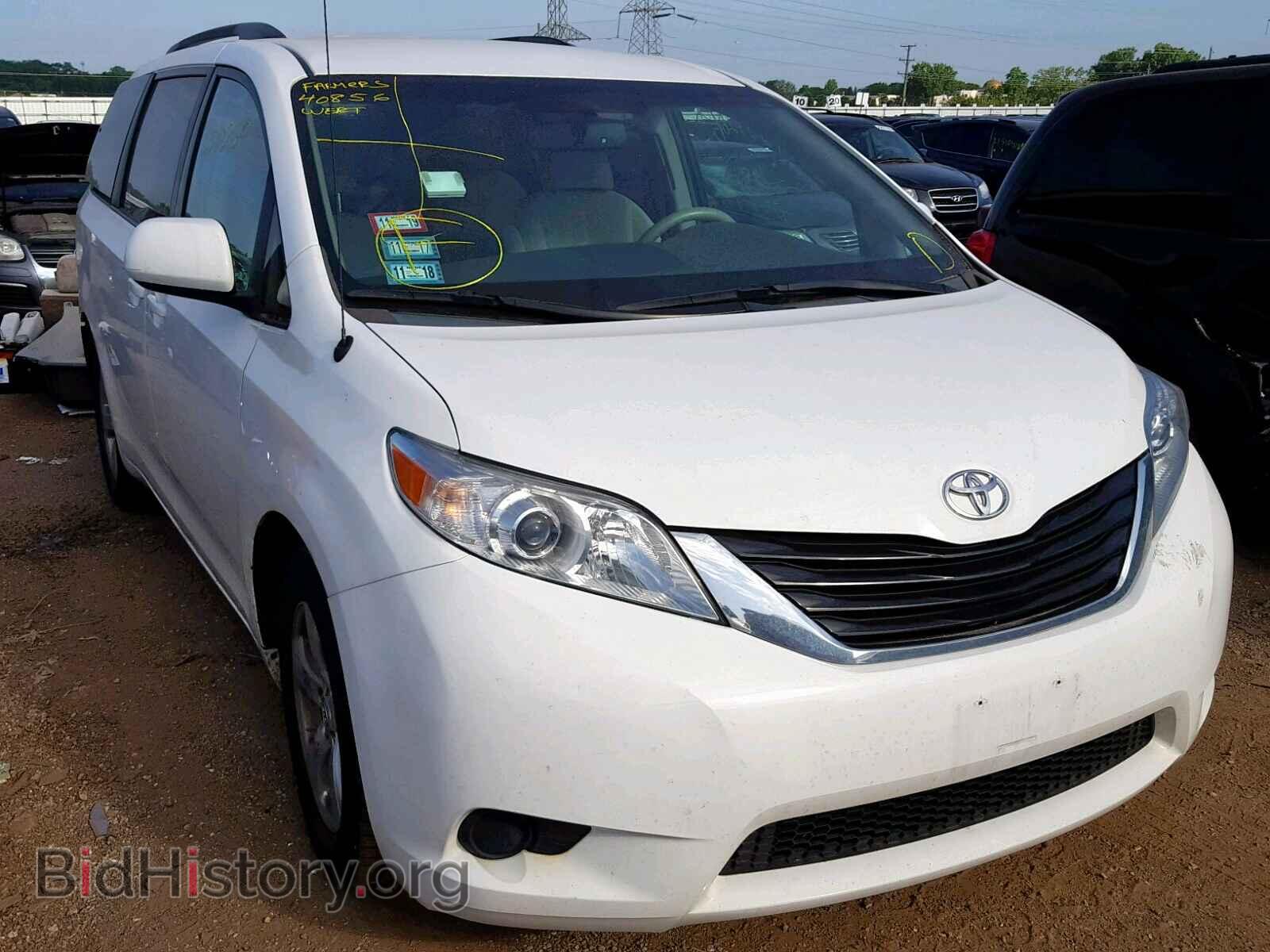 Фотография 5TDKK3DC7ES491650 - TOYOTA SIENNA LE 2014