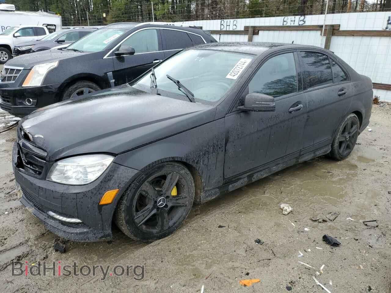 Photo WDDGF8BB6BR134090 - MERCEDES-BENZ C-CLASS 2011