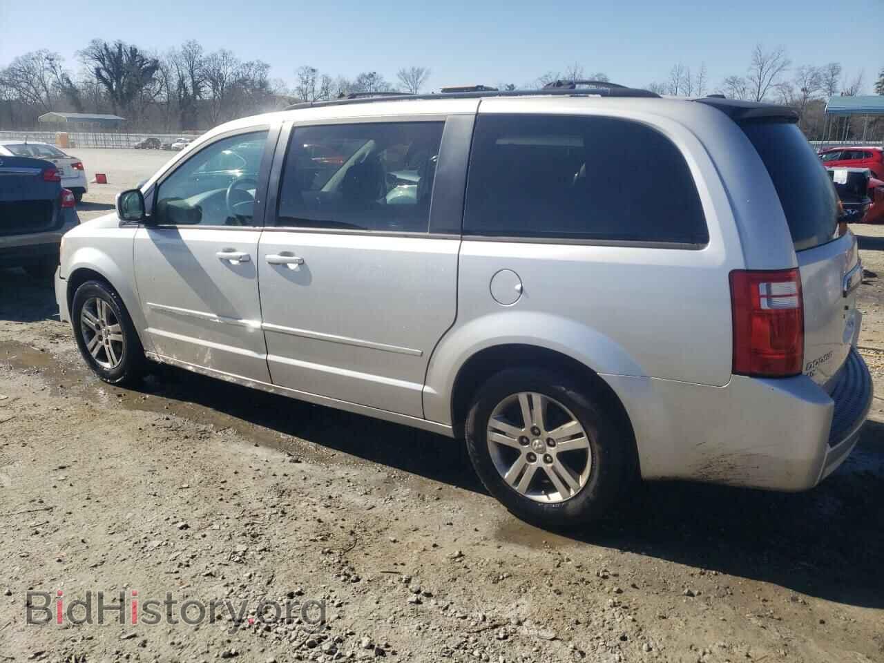 2010 DODGE CARAVAN - VIN: 2D4RN6DX0AR447019 - Photo 2