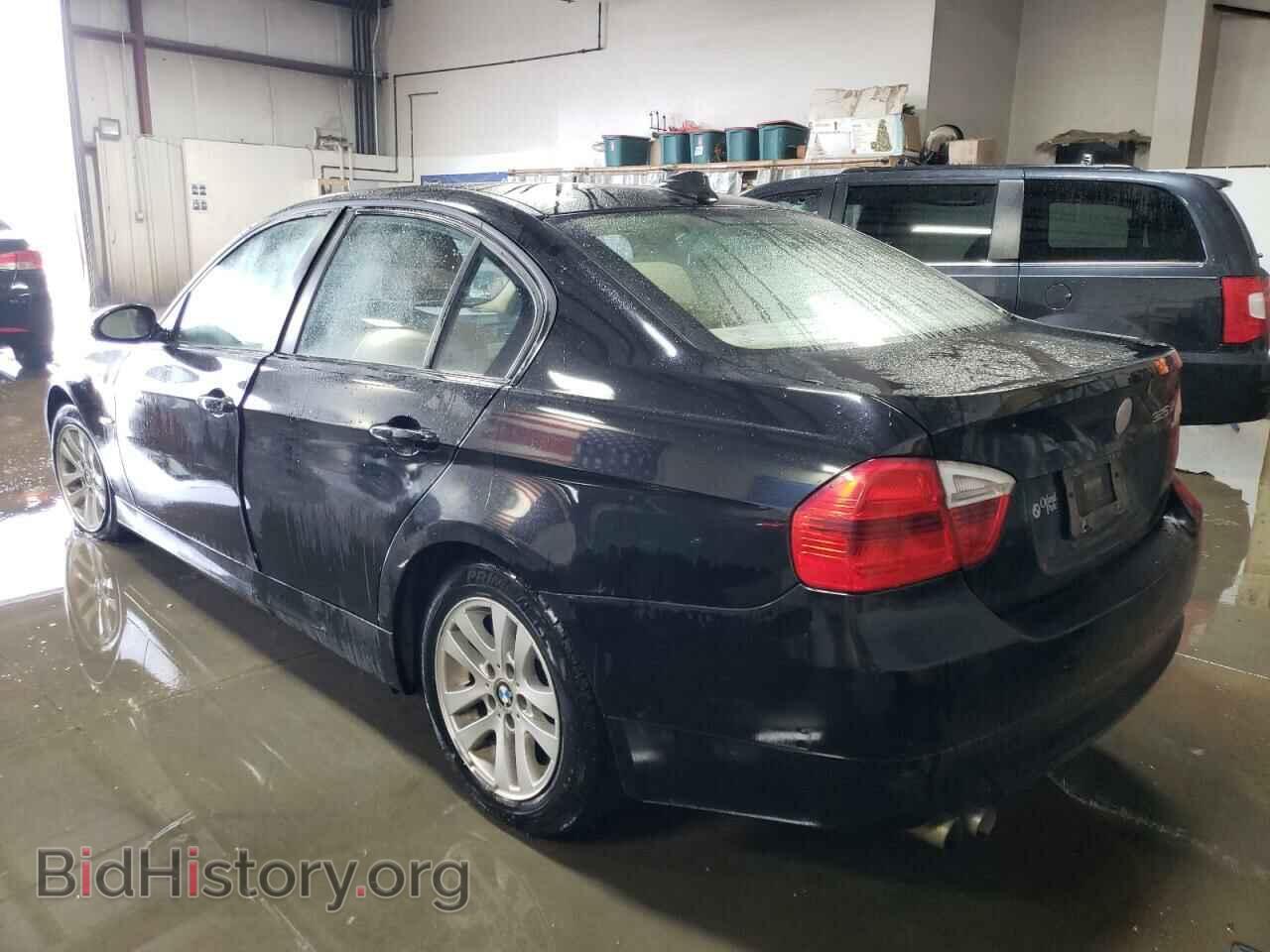 2006 BMW 3 SERIES - VIN: WBAVD13576KV00352 - Фото 2