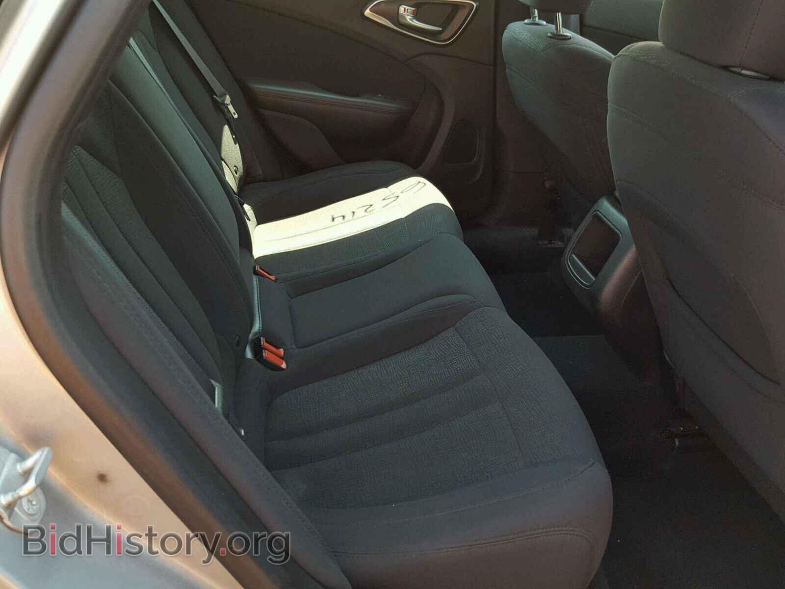 2015 CHRYSLER 200 - VIN: 1C3CCCAB1FN602072 - Photo 6