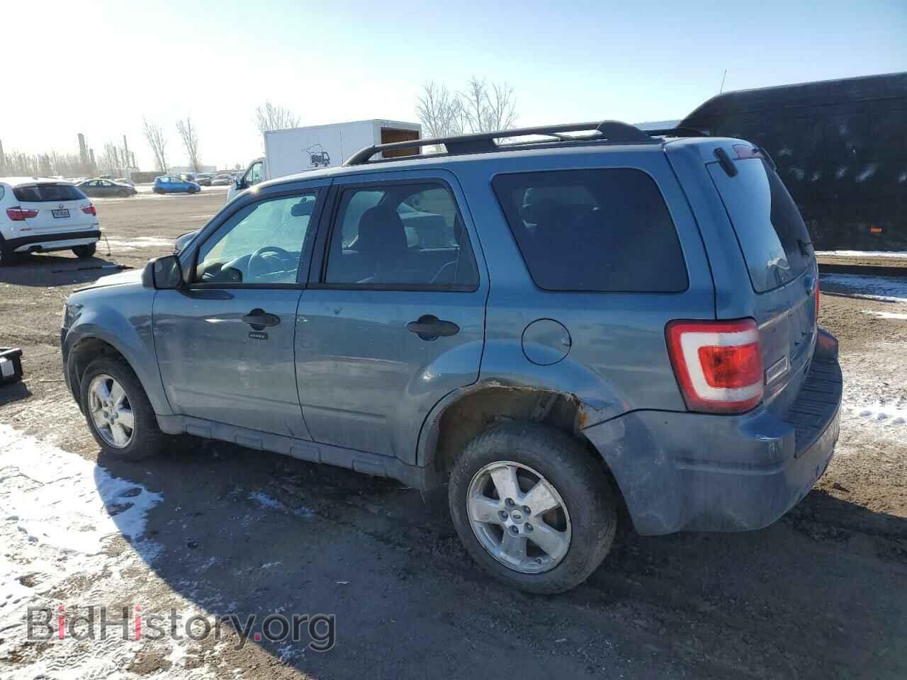 2011 FORD ESCAPE - VIN: 1FMCU9DG0BKB08182 - Фото 2