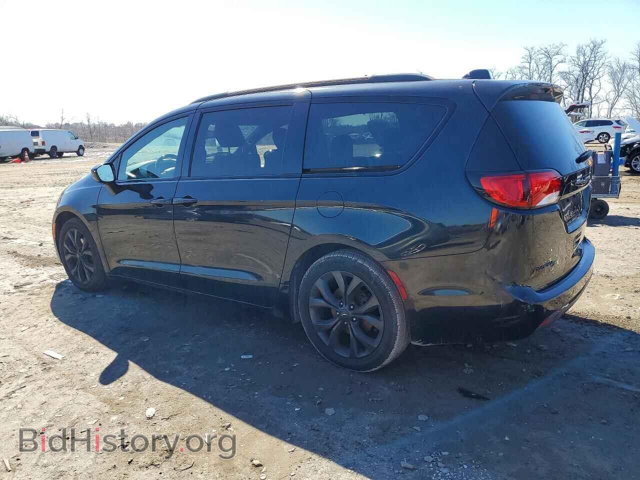 2018 CHRYSLER PACIFICA - VIN: 2C4RC1FG3JR263390 - Photo 2