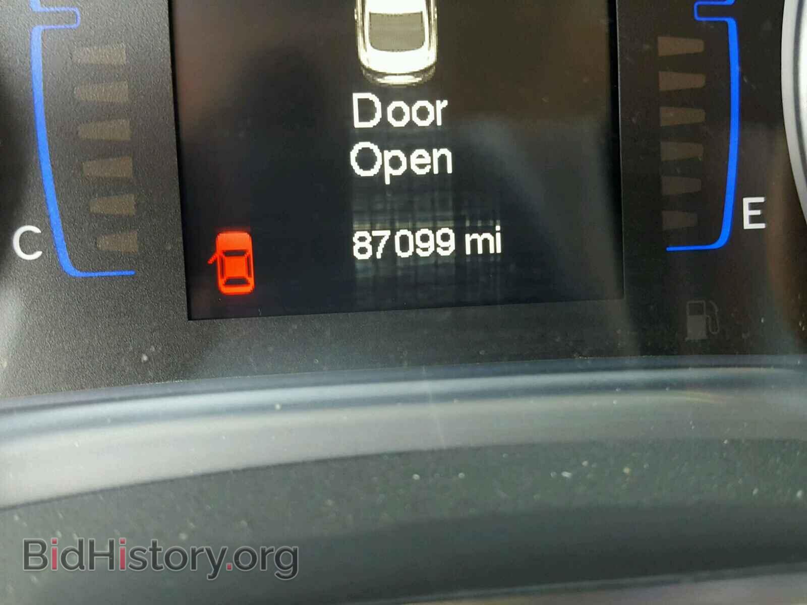 2015 CHRYSLER 200 - VIN: 1C3CCCAB9FN624823 - Фото 8