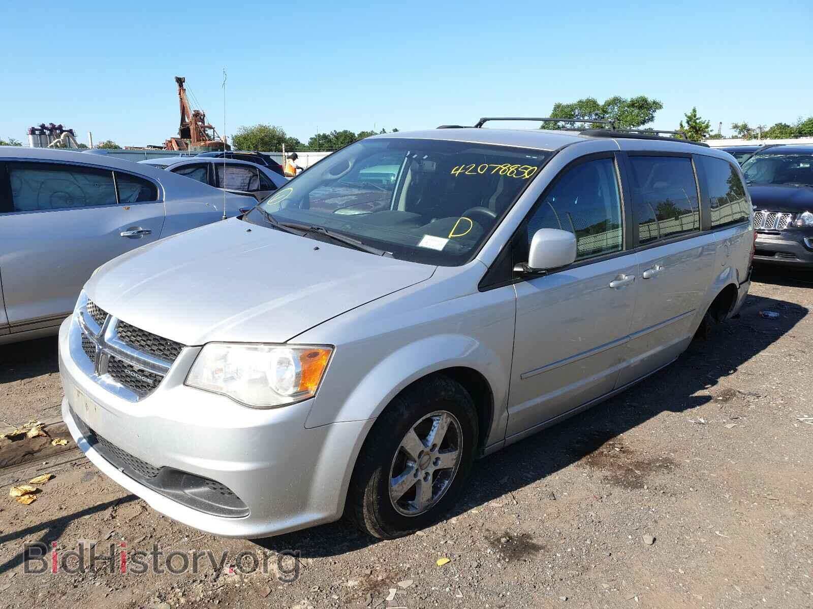 2012 DODGE CARAVAN - VIN: 2C4RDGCG3CR215833 - Фото 2