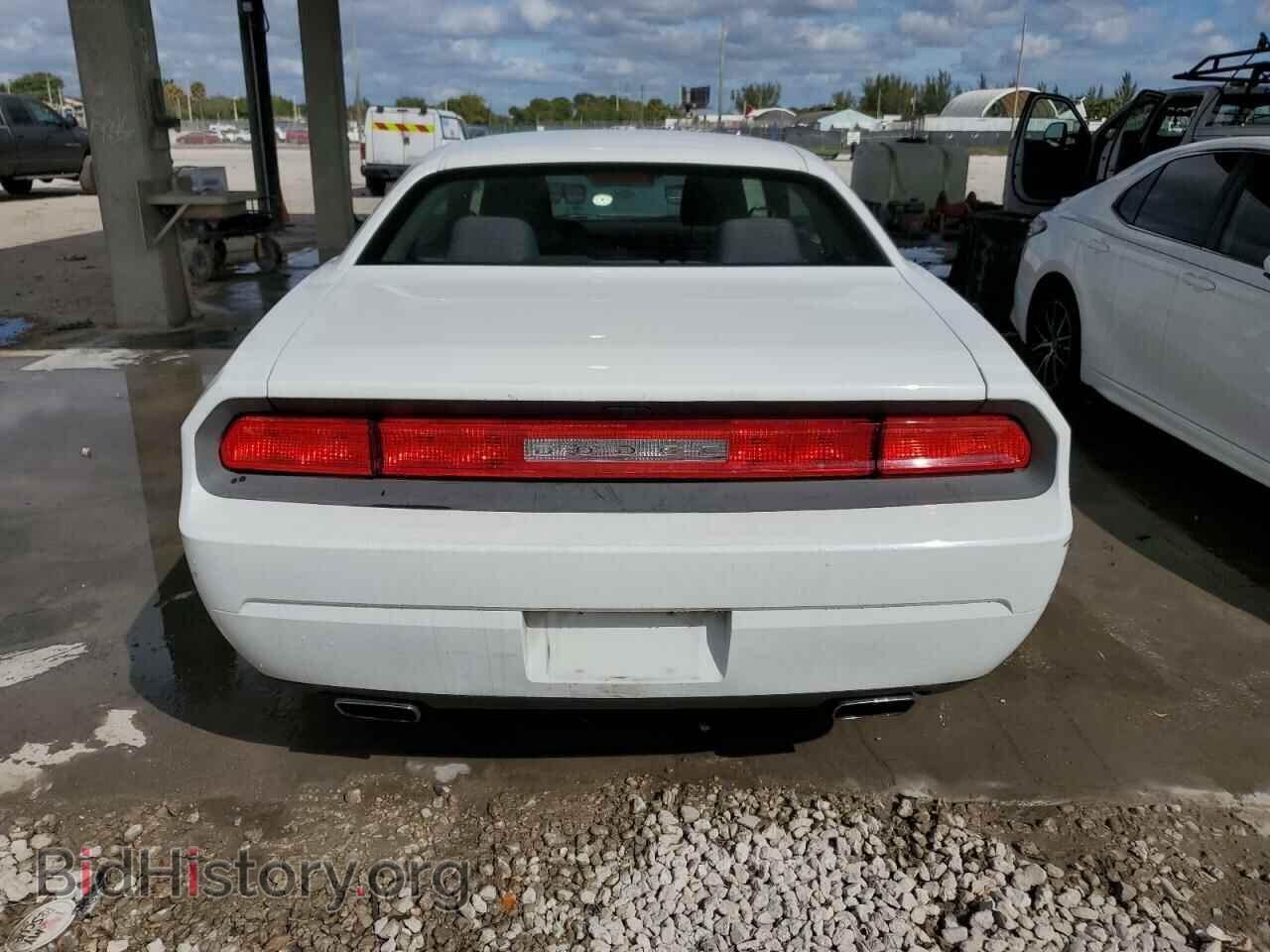 2014 DODGE CHALLENGER - VIN: 2C3CDYAG0EH244802 - Фото 6
