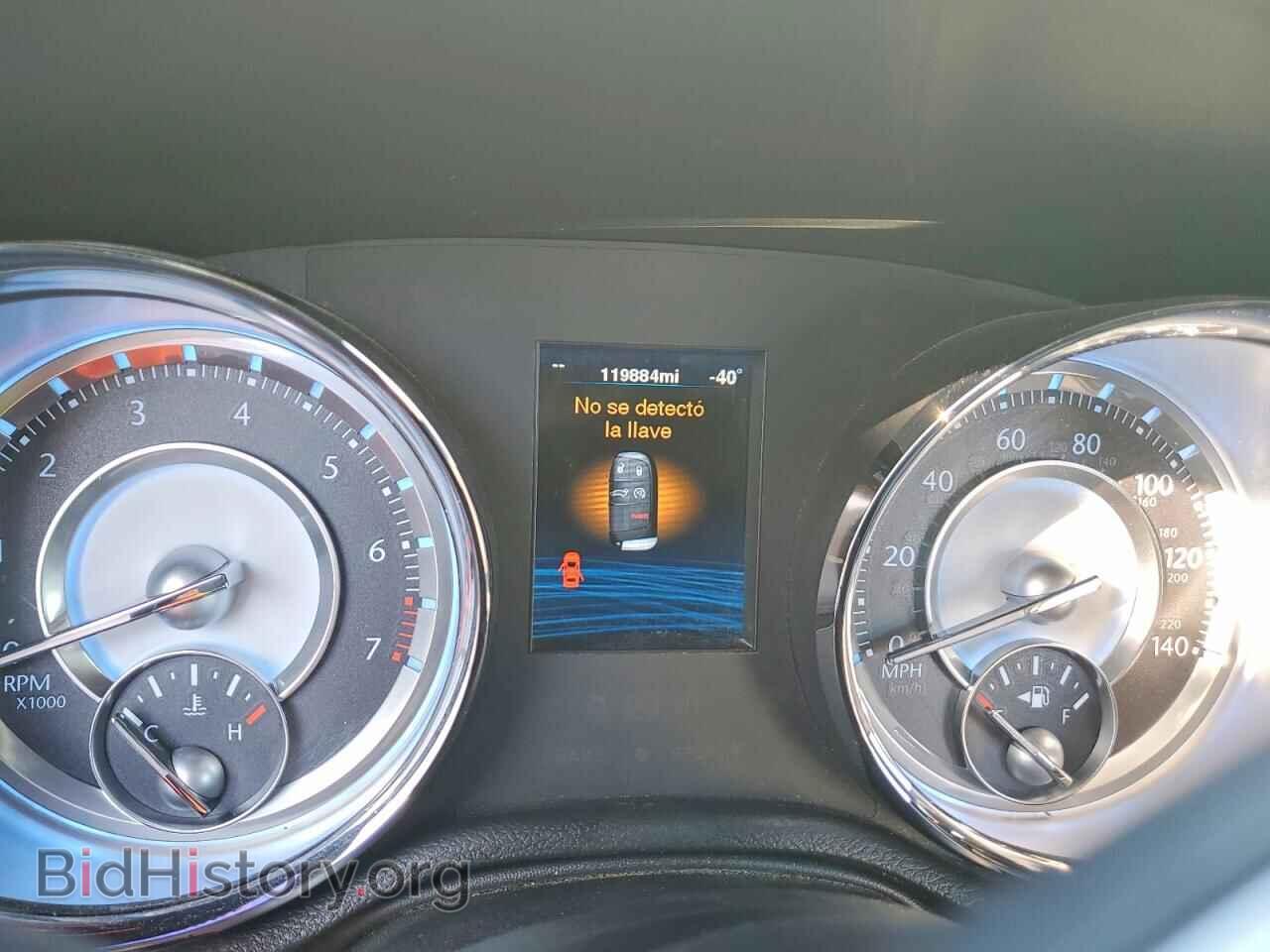 2012 CHRYSLER 300 - VIN: 2C3CCACGXCH310485 - Фото 9