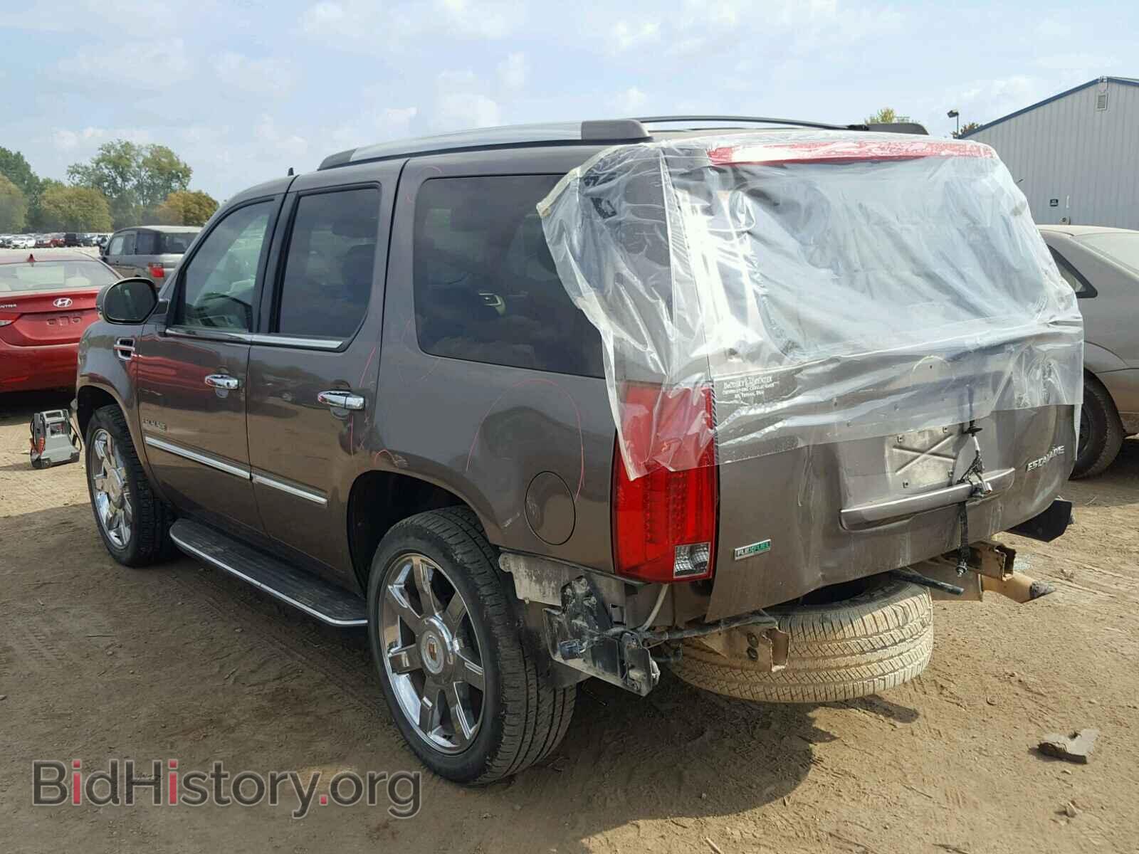 2011 CADILLAC ESCALADE - VIN: 1GYS4BEF2BR332343 - Фото 3