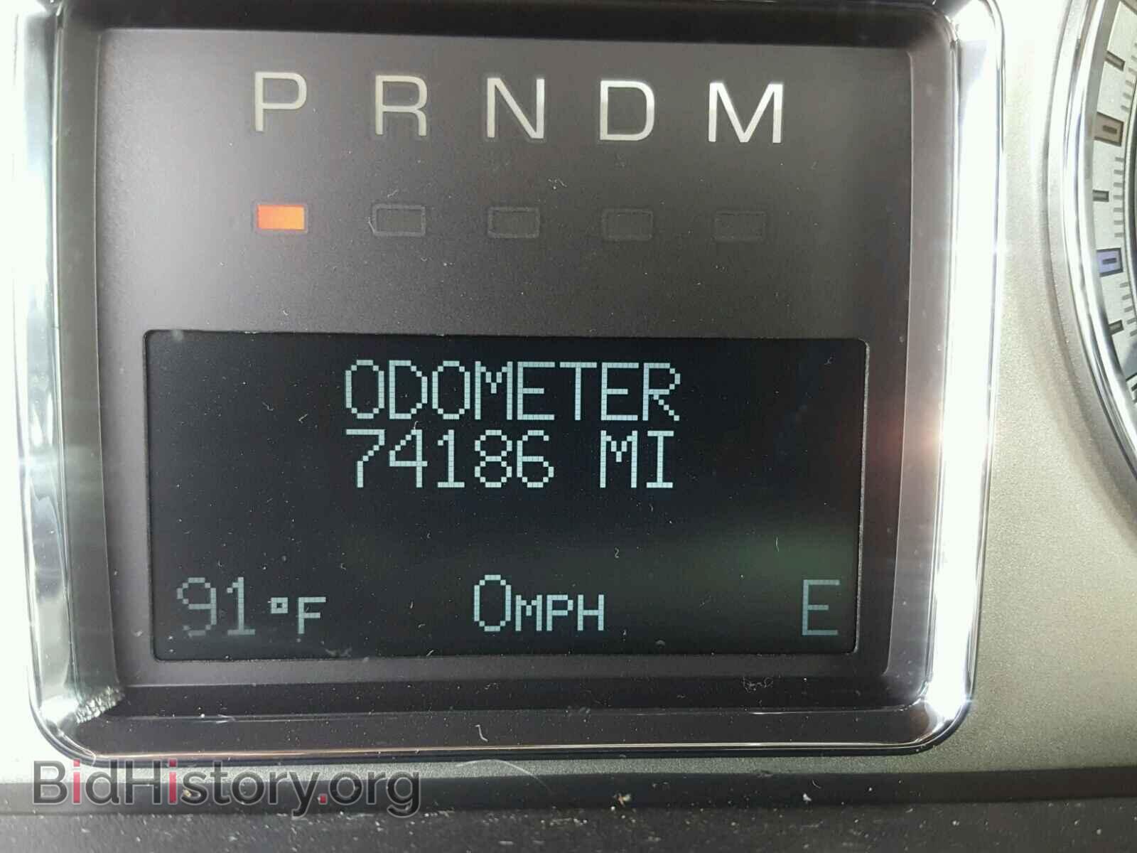 2011 CADILLAC ESCALADE - VIN: 1GYS4BEF2BR332343 - Фото 8