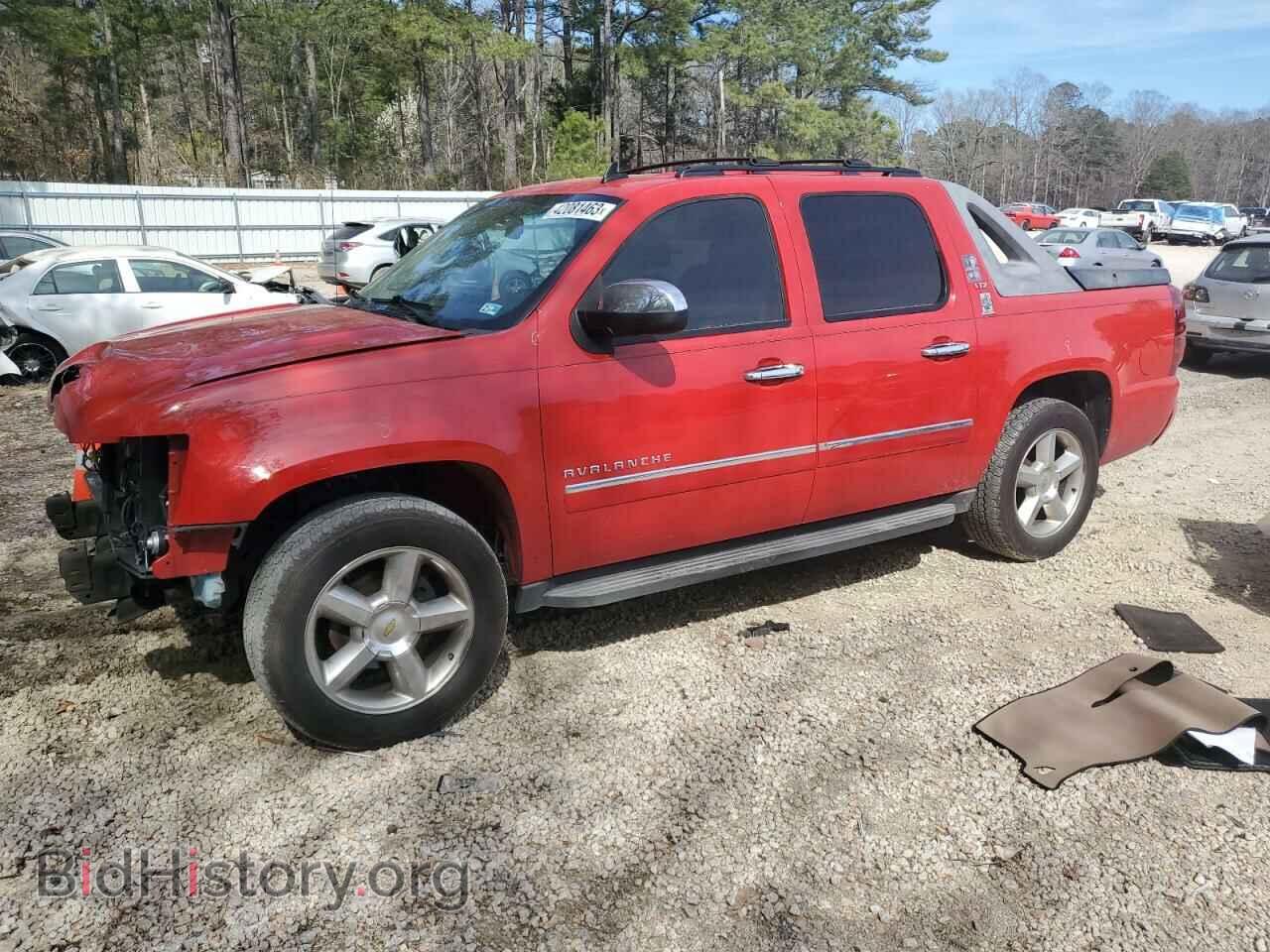 Photo 3GNMCGE04CG127965 - CHEVROLET AVALANCHE 2012