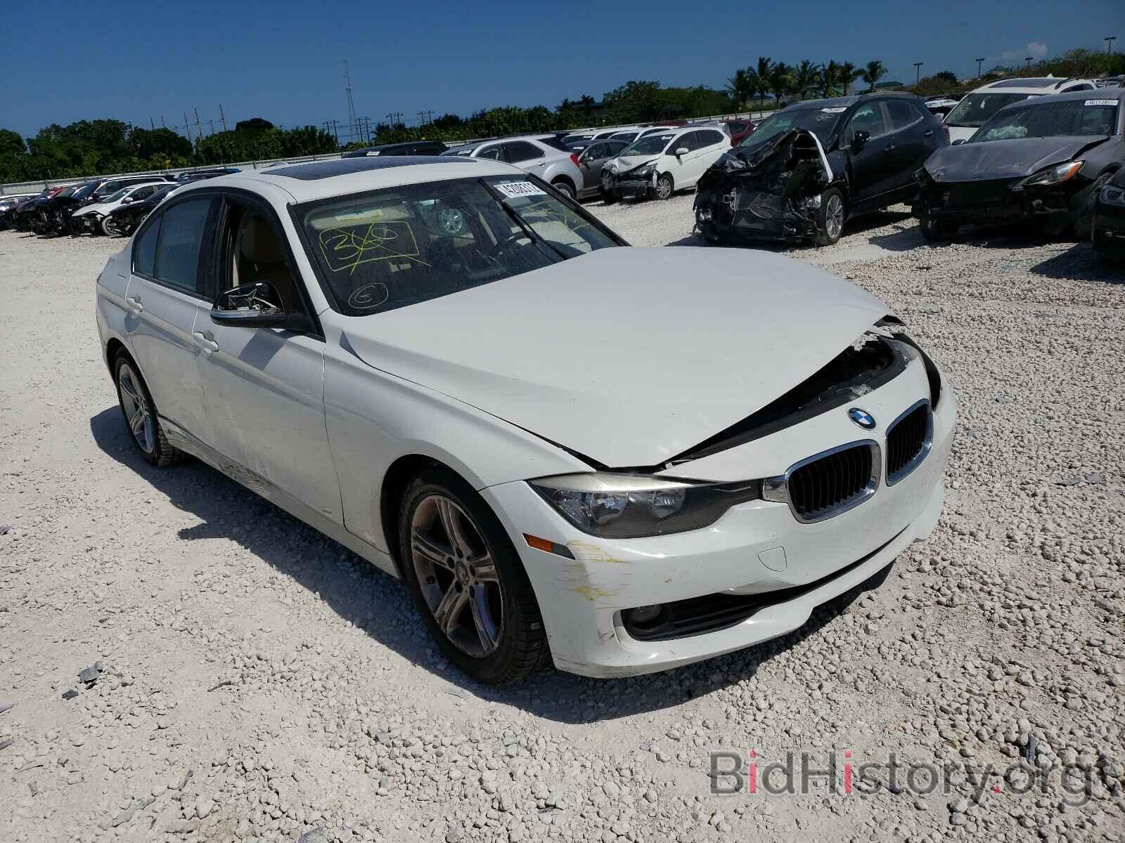 Photo WBA3A5G54DNP20495 - BMW 3 SERIES 2013