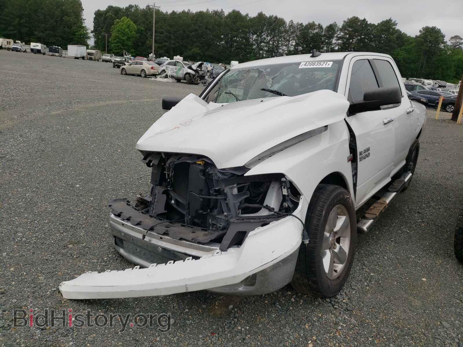 2016 RAM 1500 - VIN: 3C6RR6LT3GG382656 - Фото 2