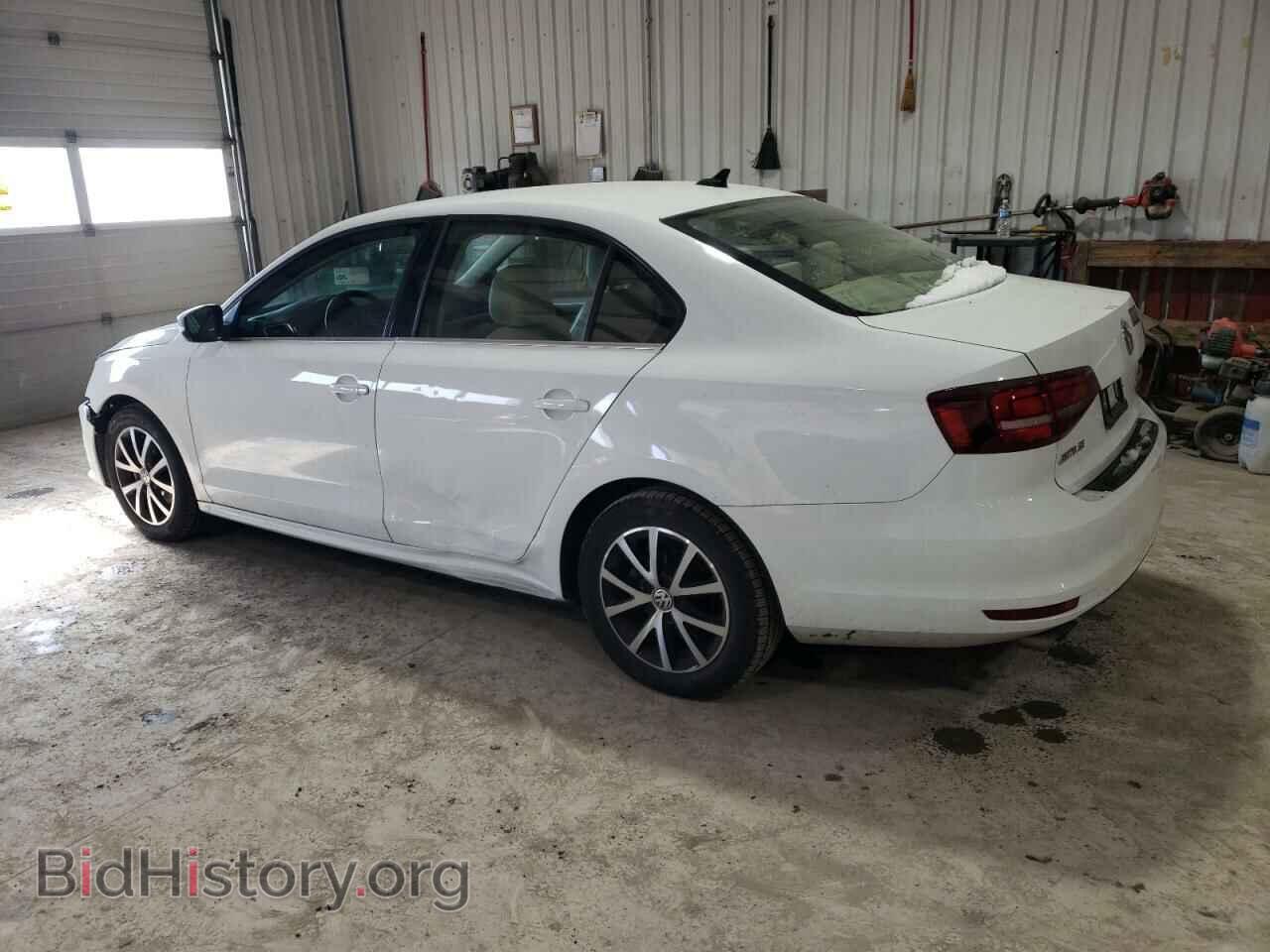 2017 VOLKSWAGEN JETTA - VIN: 3VWDB7AJ9HM318720 - Фото 2