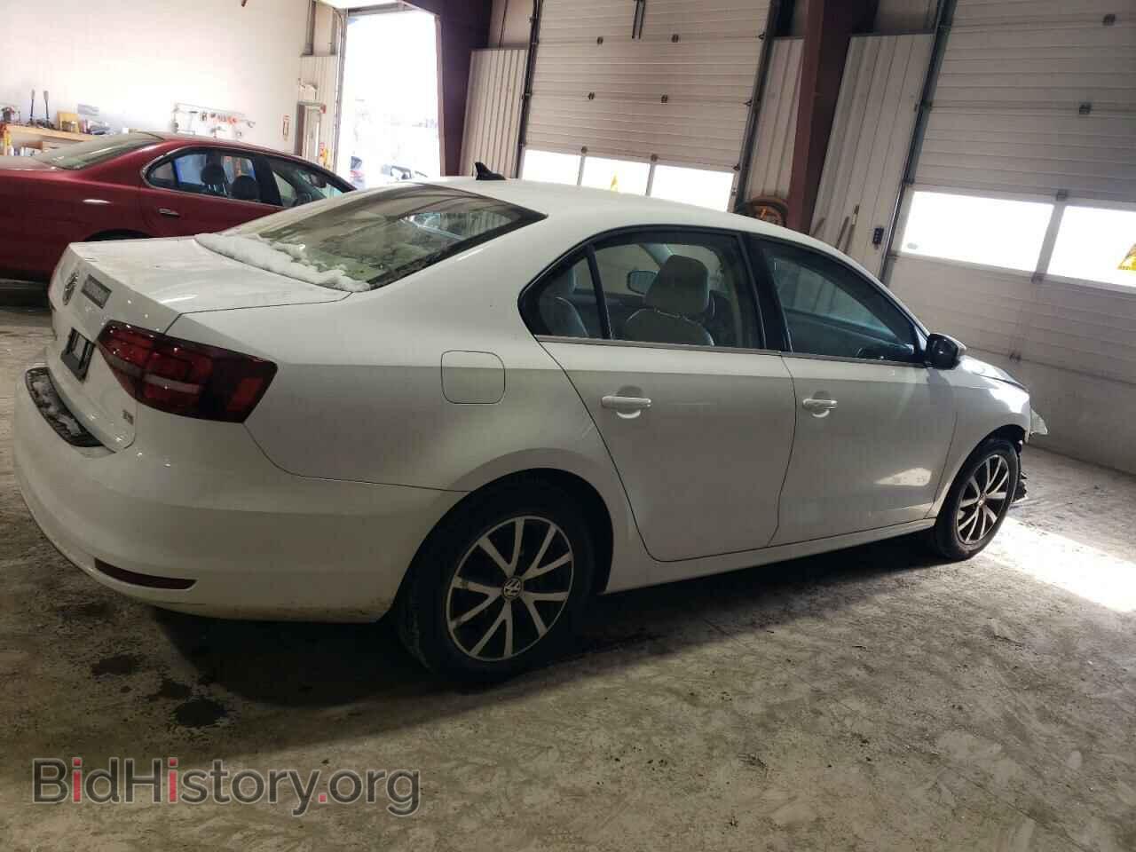 2017 VOLKSWAGEN JETTA - VIN: 3VWDB7AJ9HM318720 - Фото 3