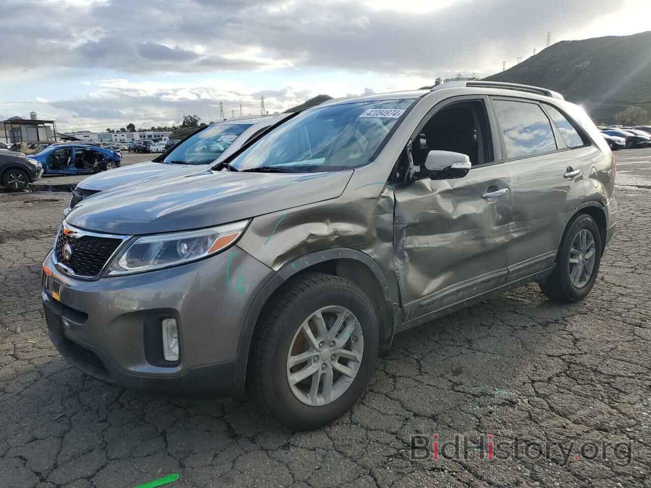 Photo 5XYKT4A75FG554284 - KIA SORENTO 2015