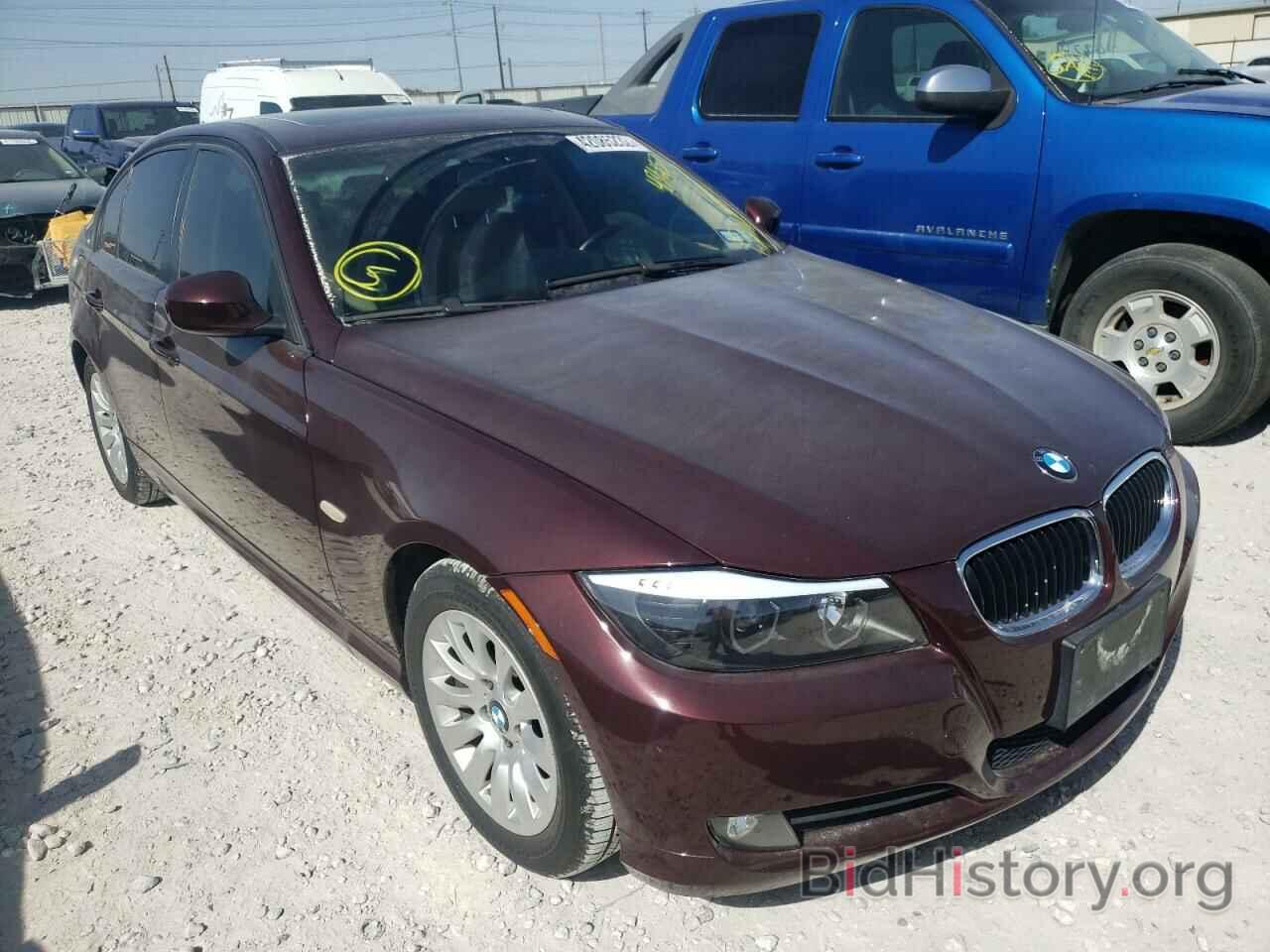 Photo WBAPH53589A436157 - BMW 3 SERIES 2009