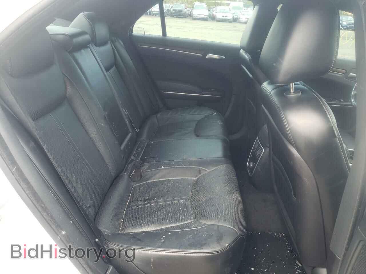 2012 CHRYSLER 300 - VIN: 2C3CCAPT8CH312808 - Фото 6