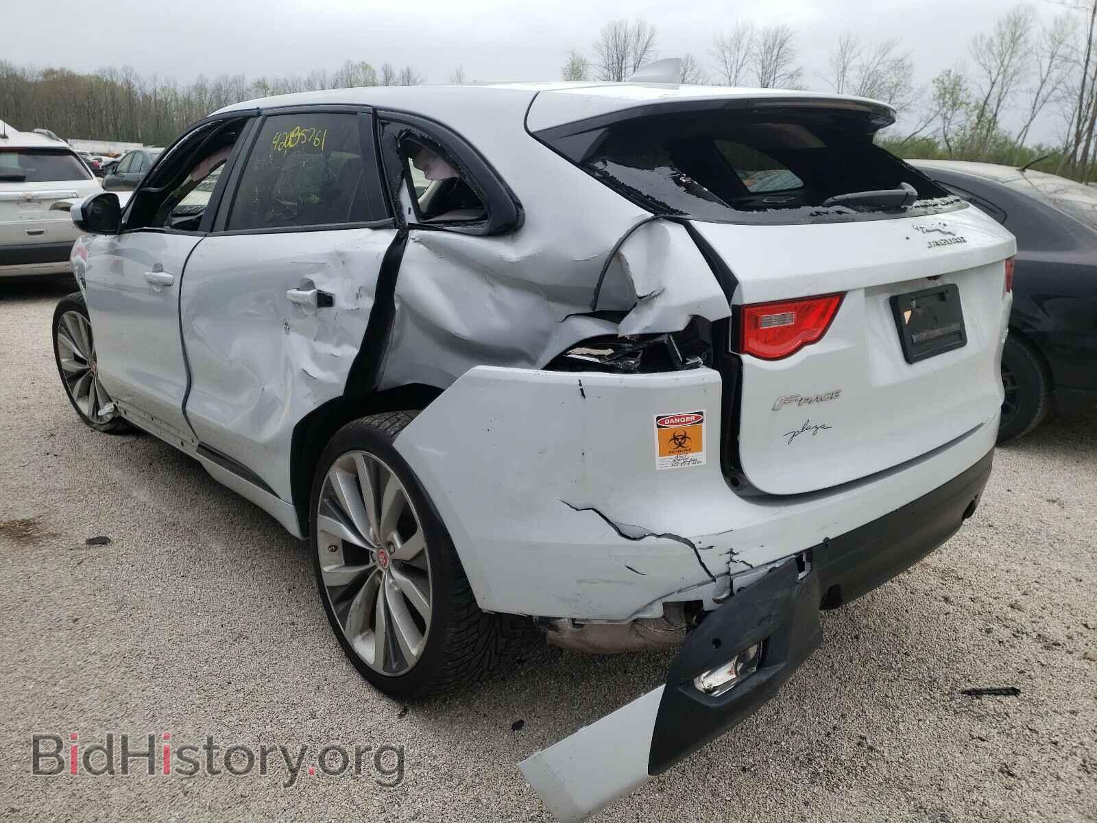 2017 JAGUAR F-PACE - VIN: SADCL2BV8HA097113 - Фото 3